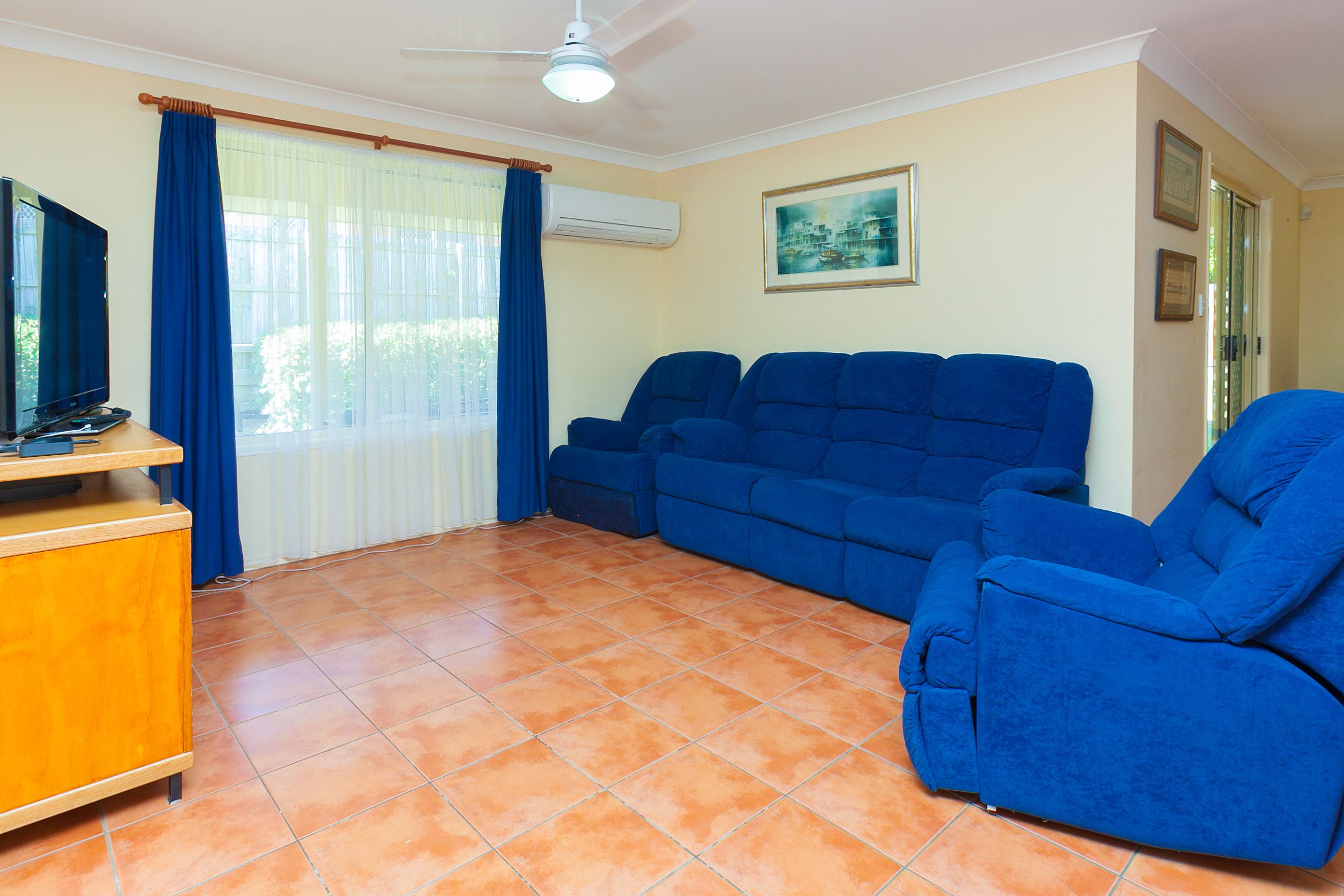 35 Berkshire Place, Springfield Lakes, QLD 4300