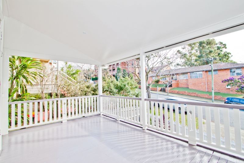 19 Ferndale Street, Annerley, QLD 4103