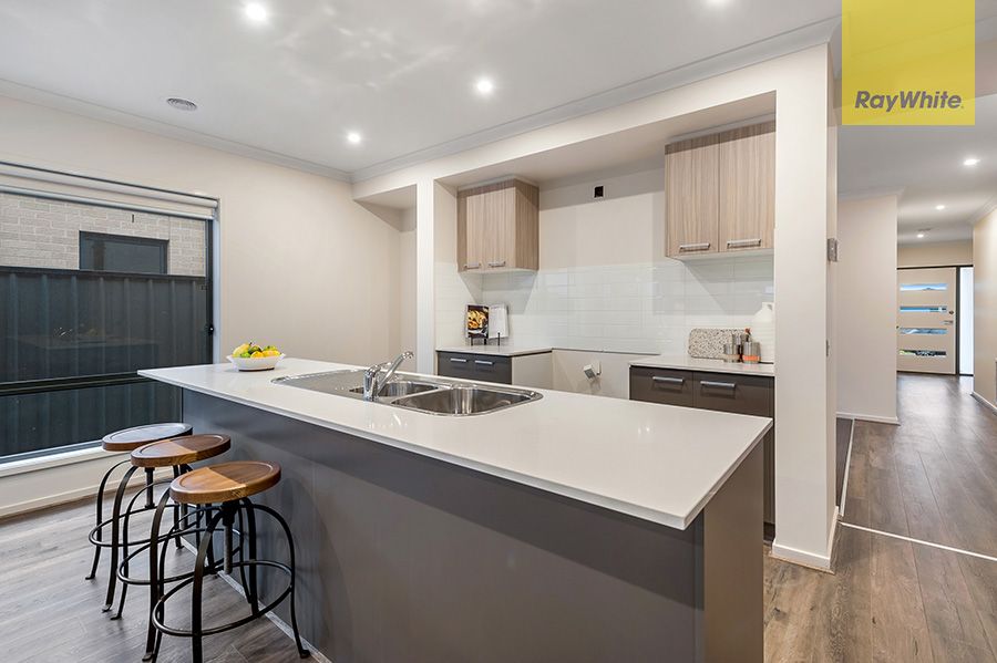 12 Pioneer Street, CRAIGIEBURN, VIC 3064