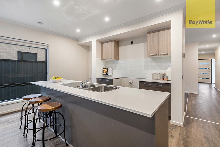 12 Pioneer Street, CRAIGIEBURN, VIC 3064