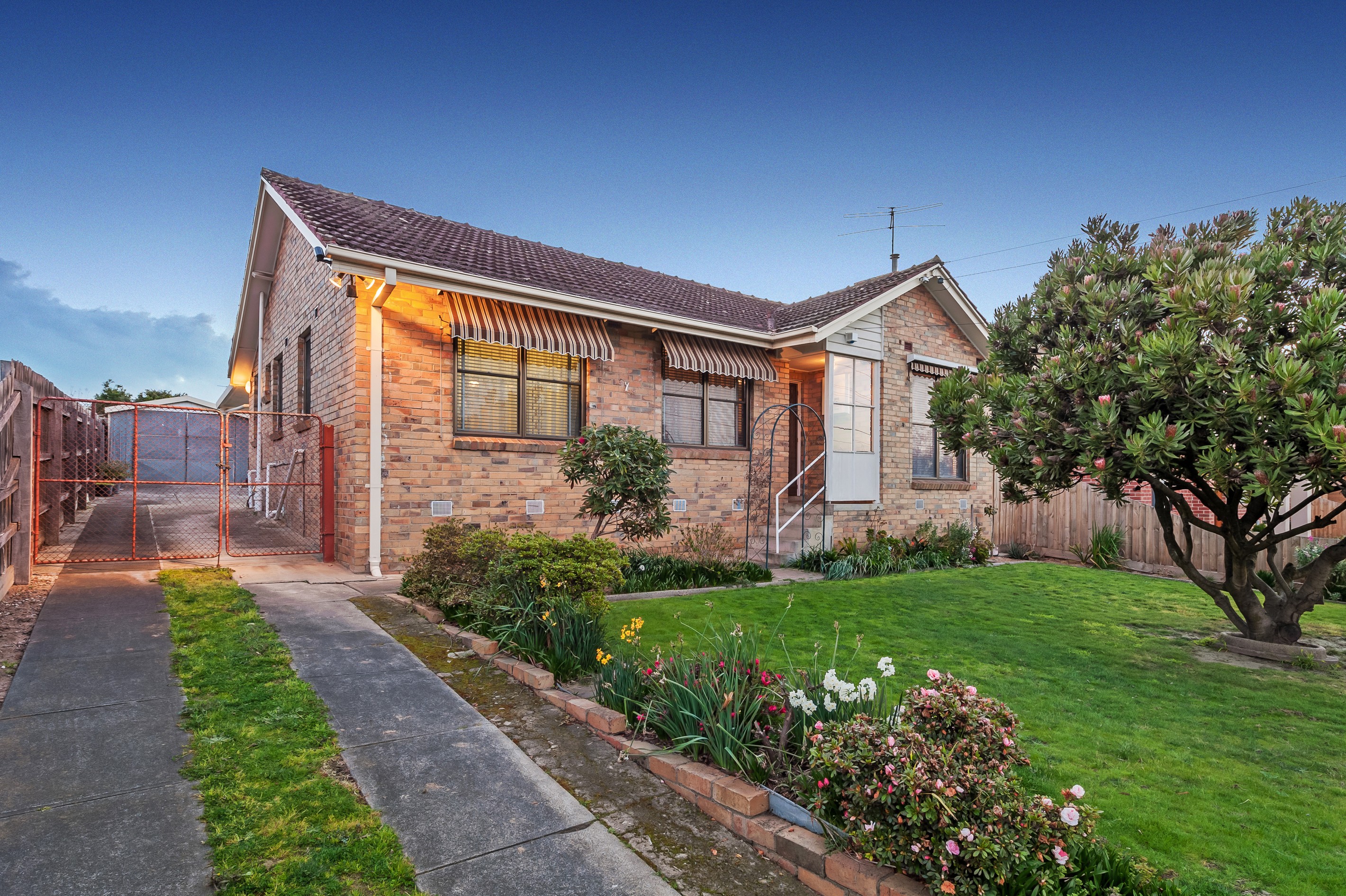 7 Loddon Avenue, Reservoir, VIC 3073