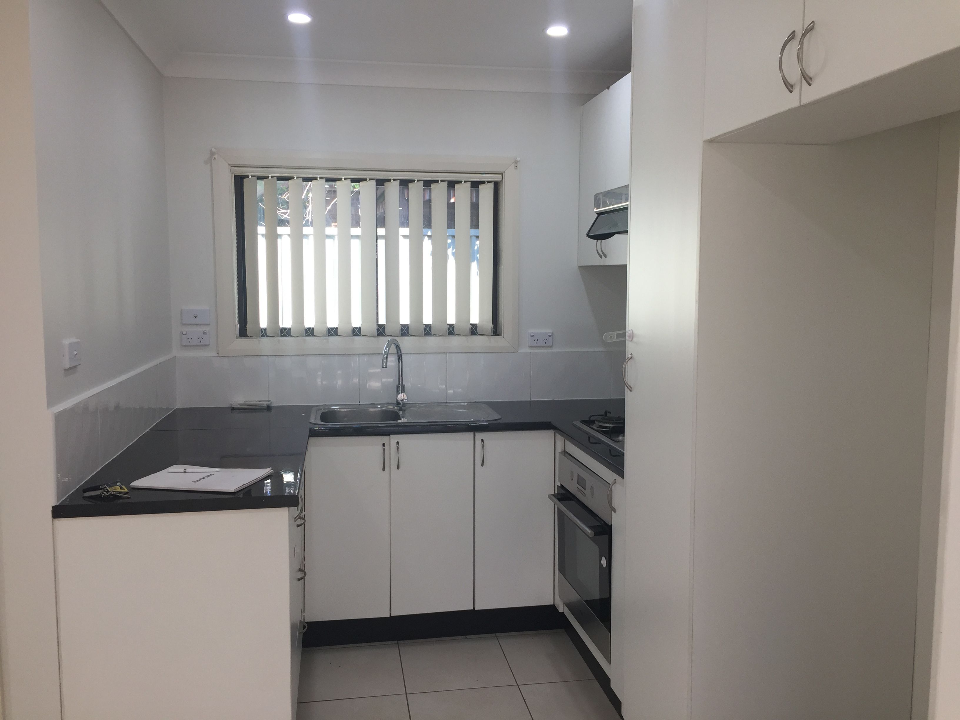 10a Kemmel Close, Bossley Park, NSW 2176
