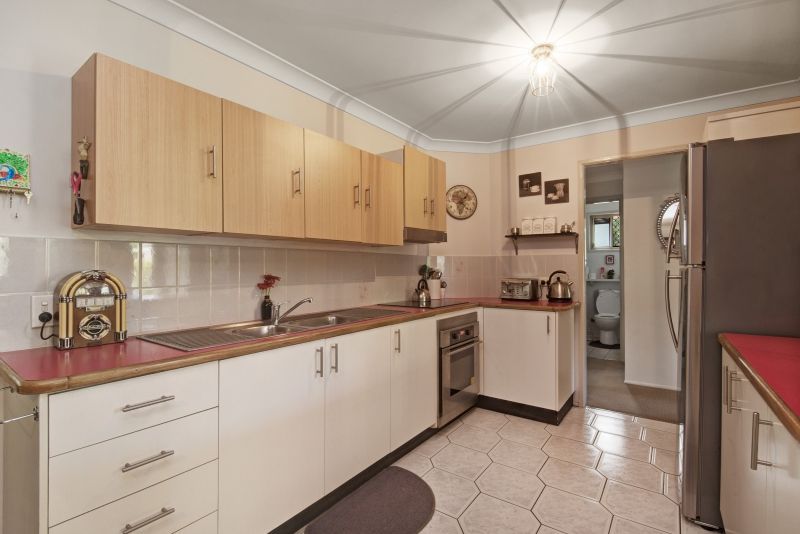 51 Old Bay Road, Deception Bay, QLD 4508