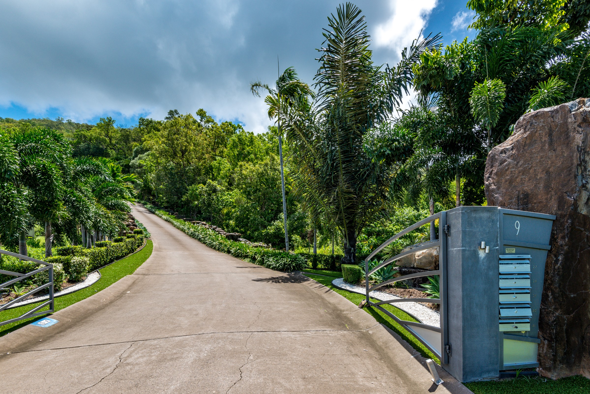 30/9 Savaii Close, Palm Cove, QLD 4879