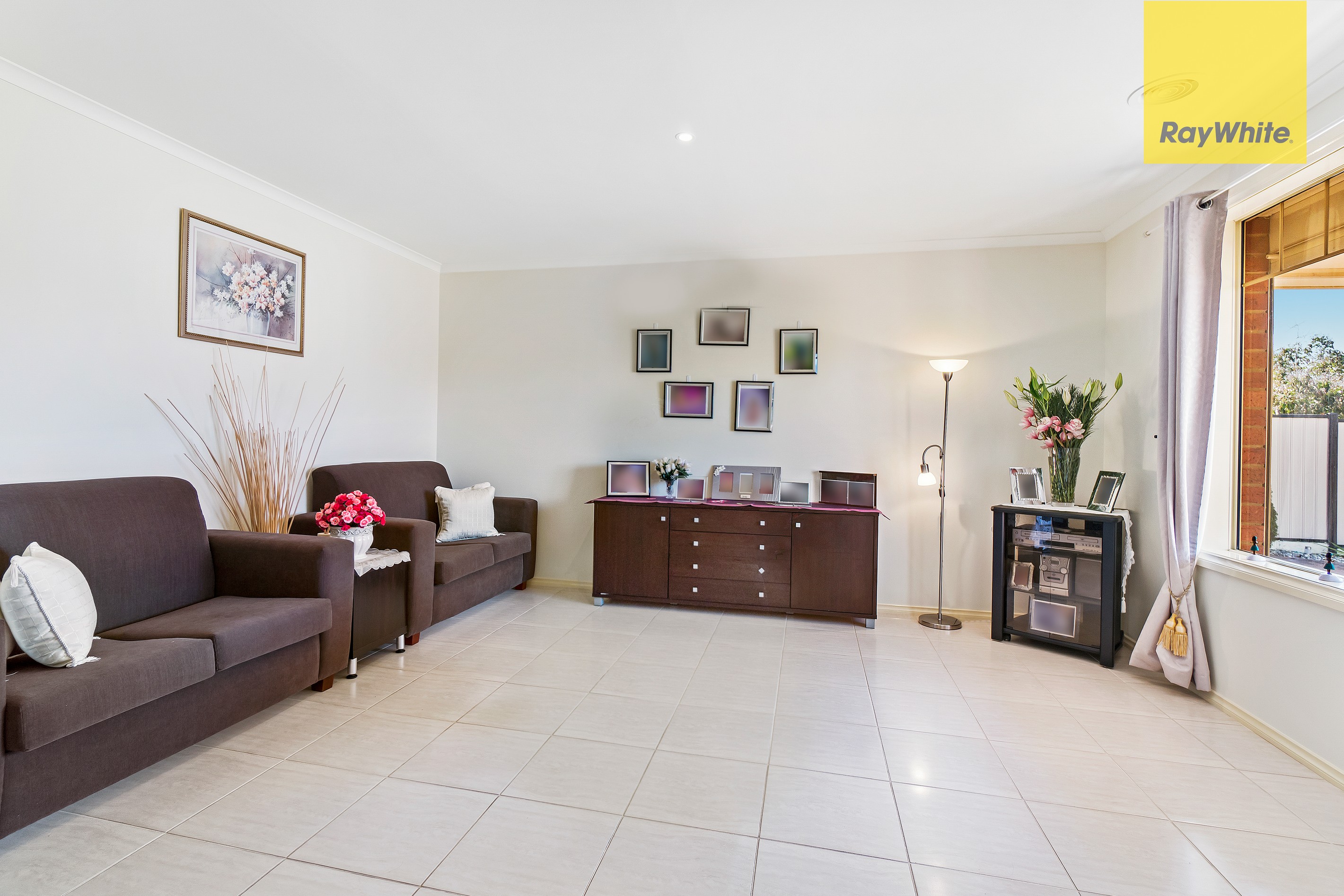 51 Glenelg Boulevard, Taylors Hill, VIC 3037