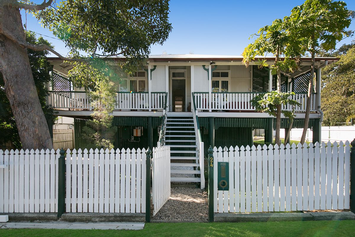24 Woodville Place, Annerley QLD 4103