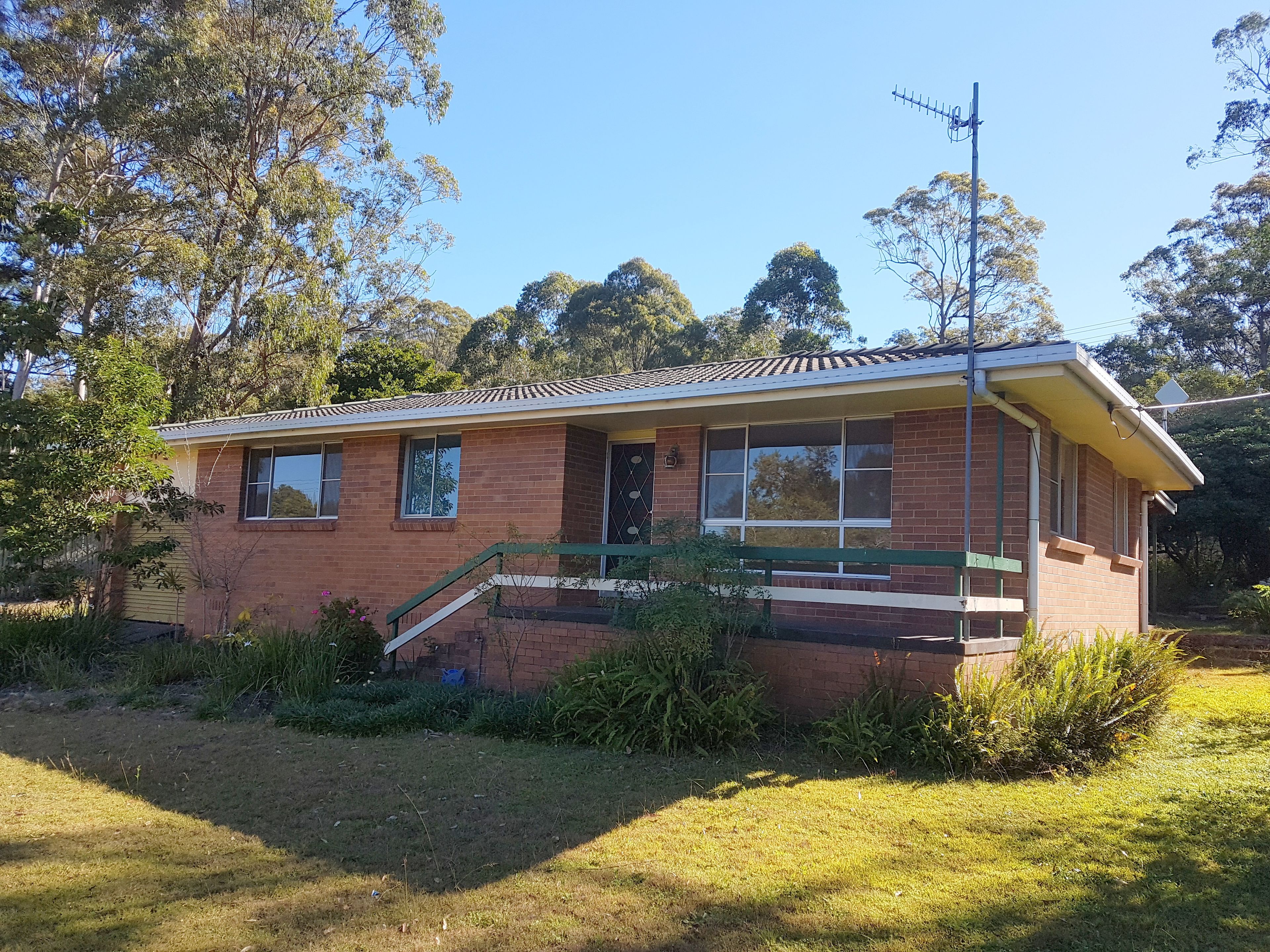 32 Railway Terrace, Crows Nest QLD 4355