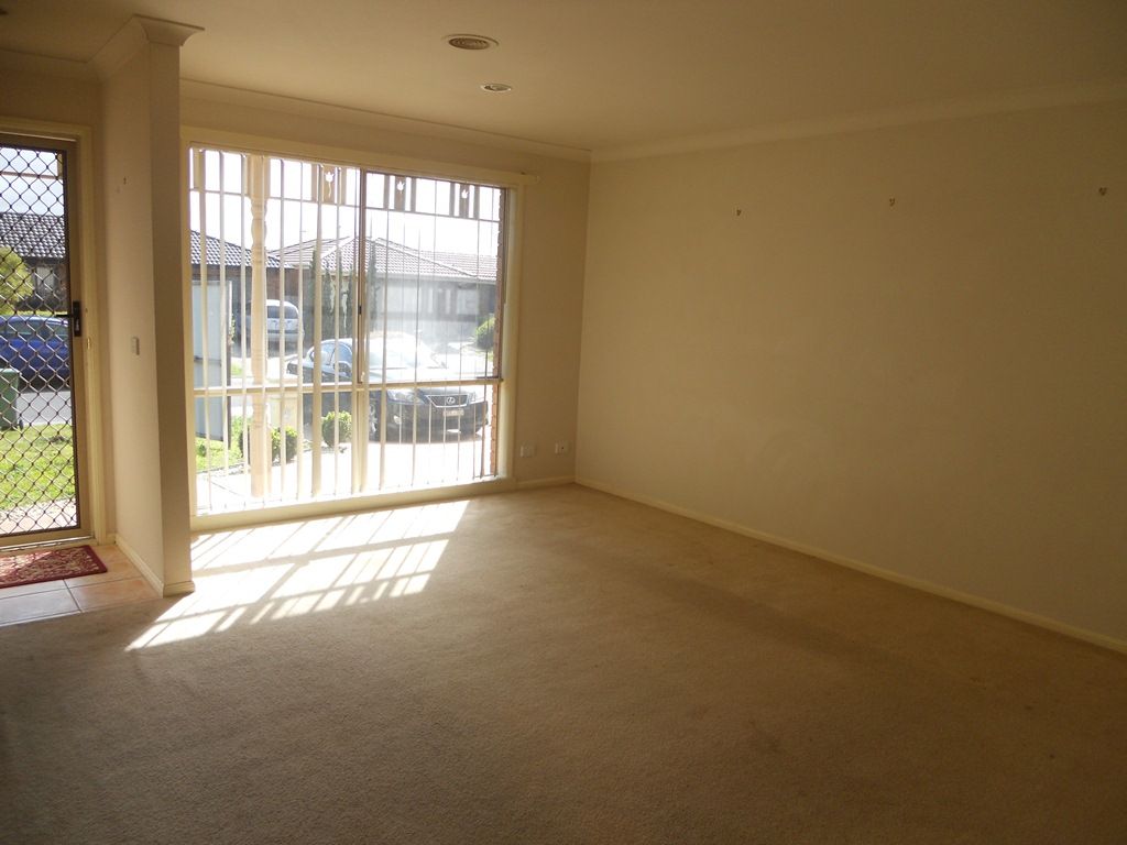 3A Kells Close, Cranbourne East, VIC 3977