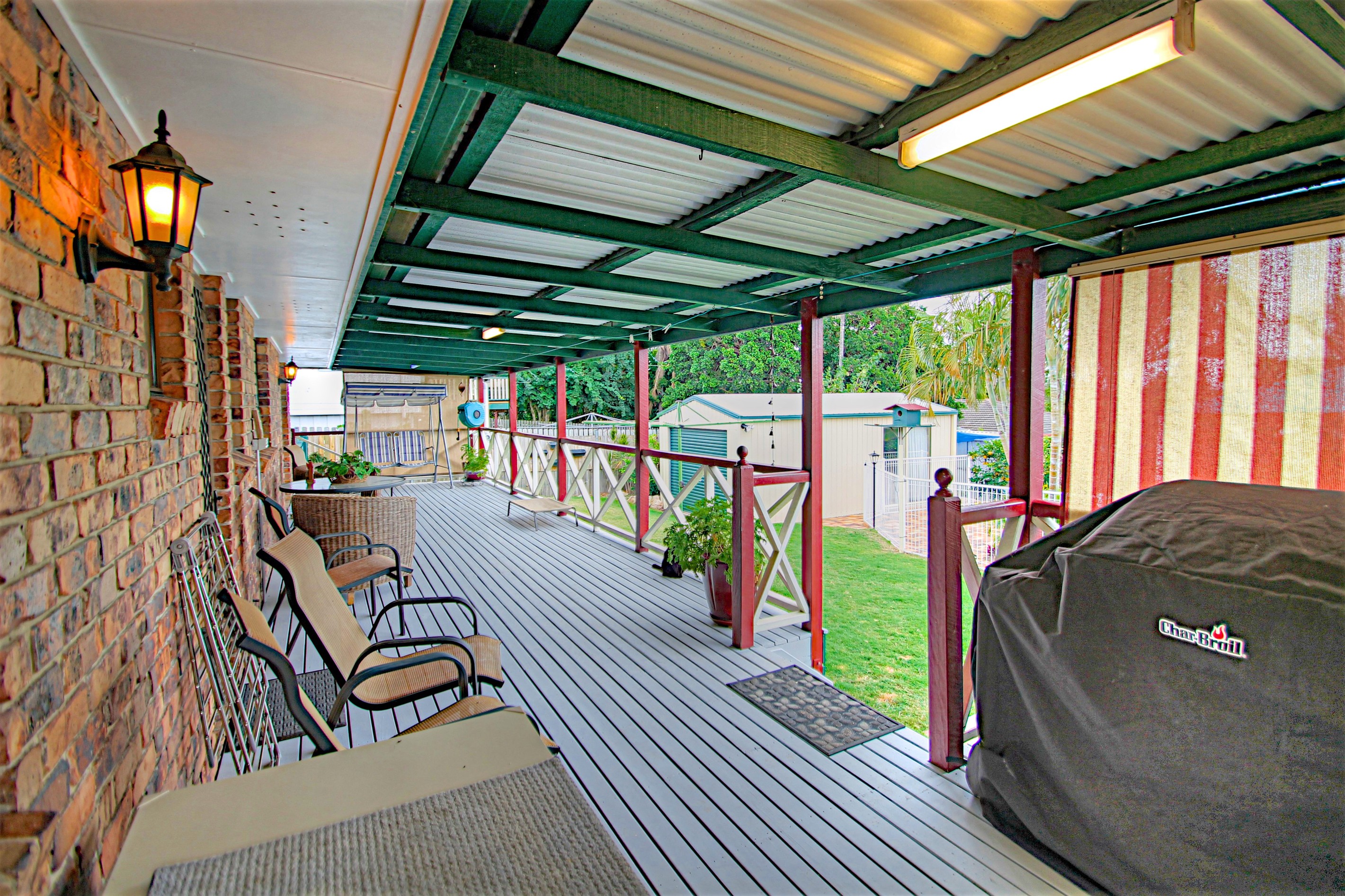 8 Barret Street, Flinders View, QLD 4305