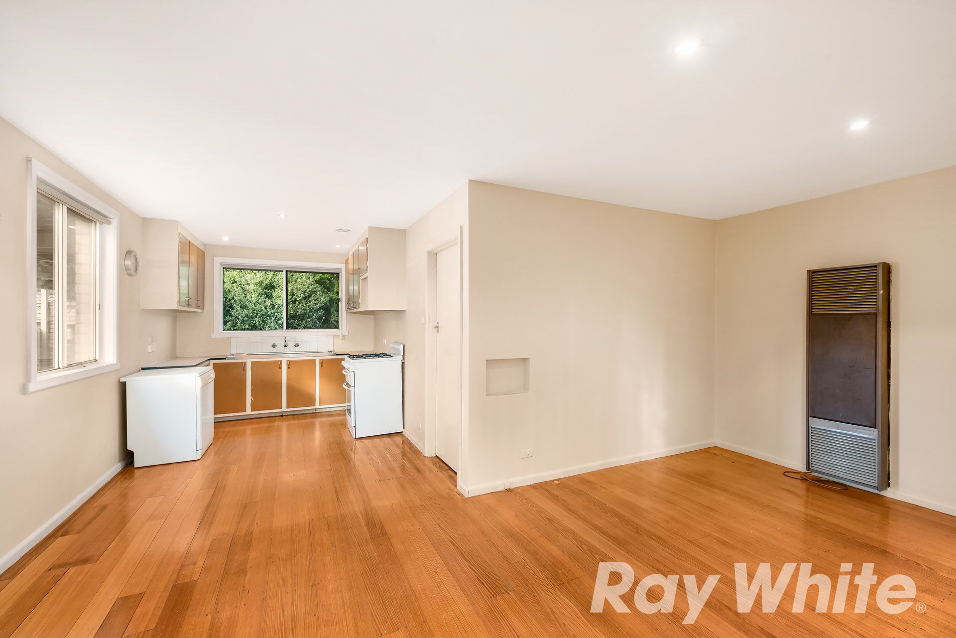 2/6 Simpson Road, Ferntree Gully, VIC 3156