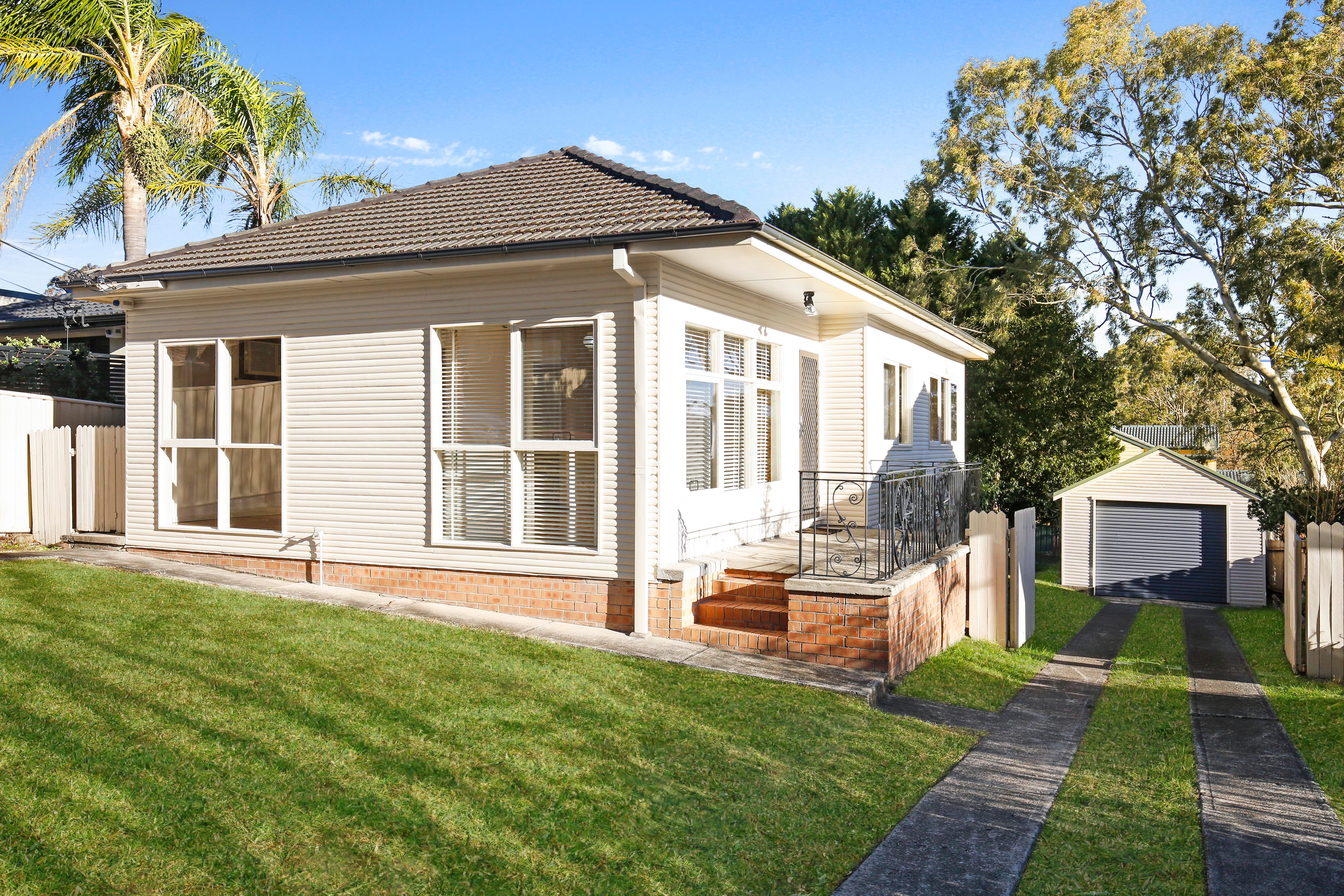 295 Farmborough Road