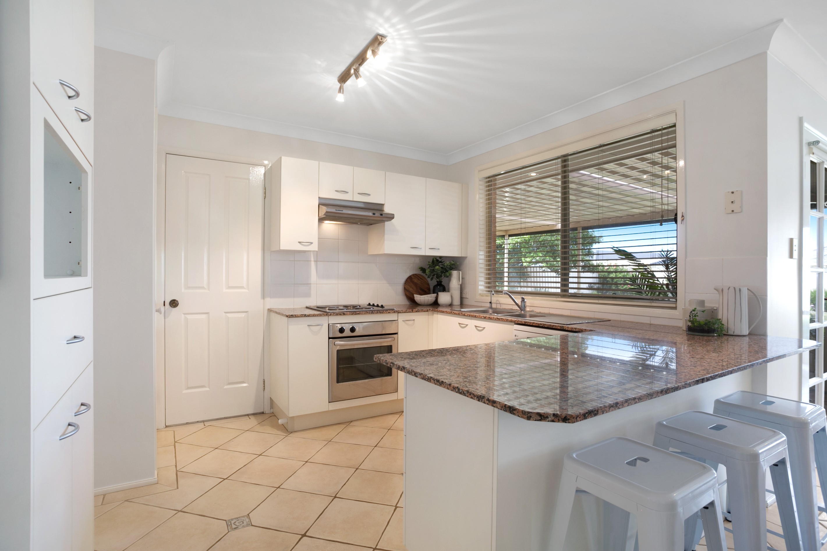 34 Peppertree Circuit, Aberglasslyn, NSW 2320