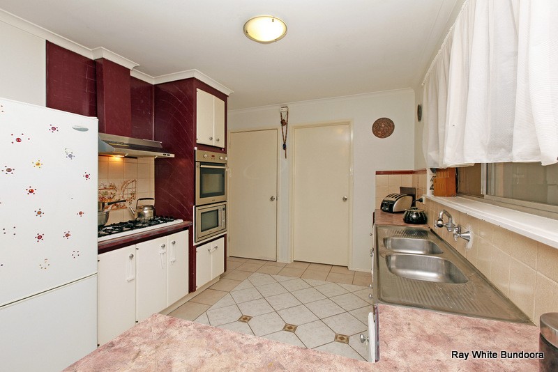 31 Buckmaster Drive, Mill Park, VIC 3082