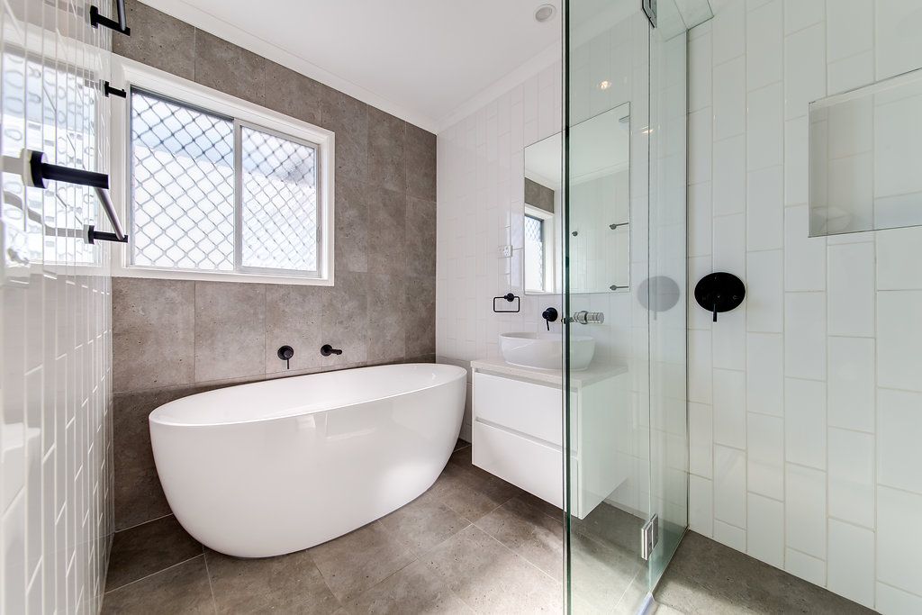 3A Oloway Crescent, Alexandra Headland, QLD 4572