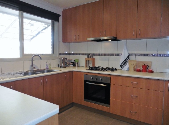 27 Frances Crescent, Cranbourne North, VIC 3977