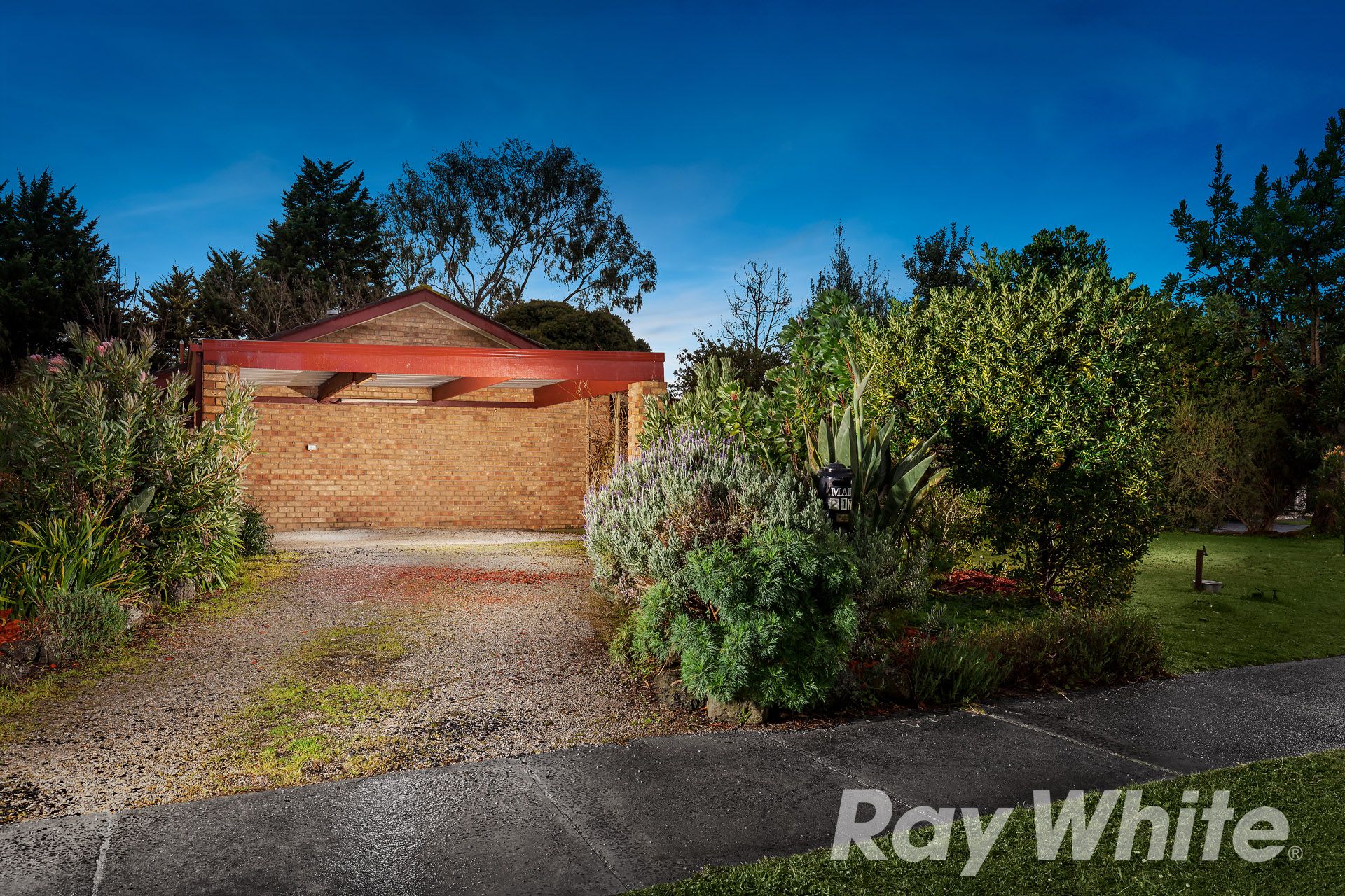 217 Dandelion Drive, Rowville, VIC 3178
