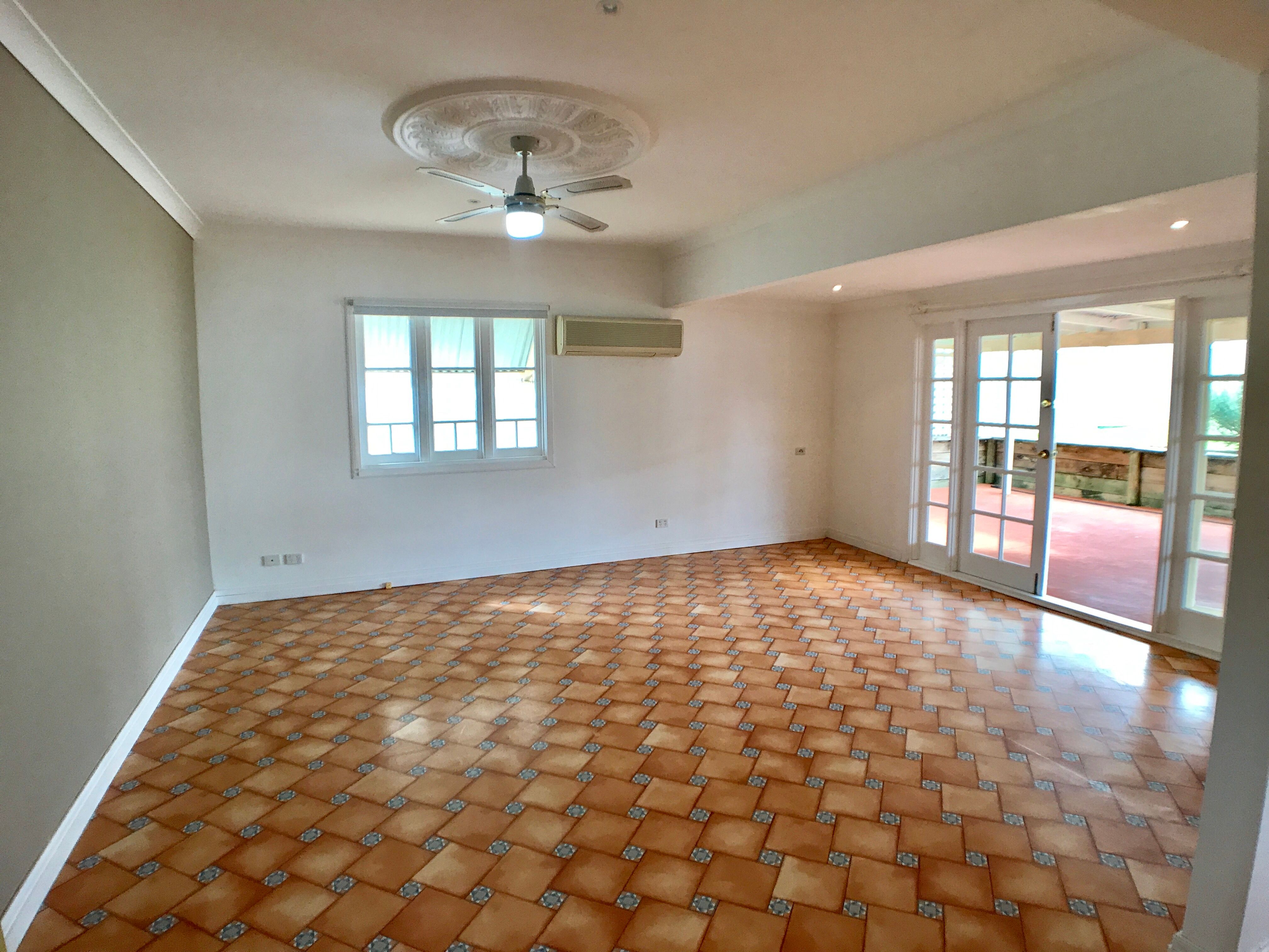 134 Macquarie Street, Morisset, NSW 2264