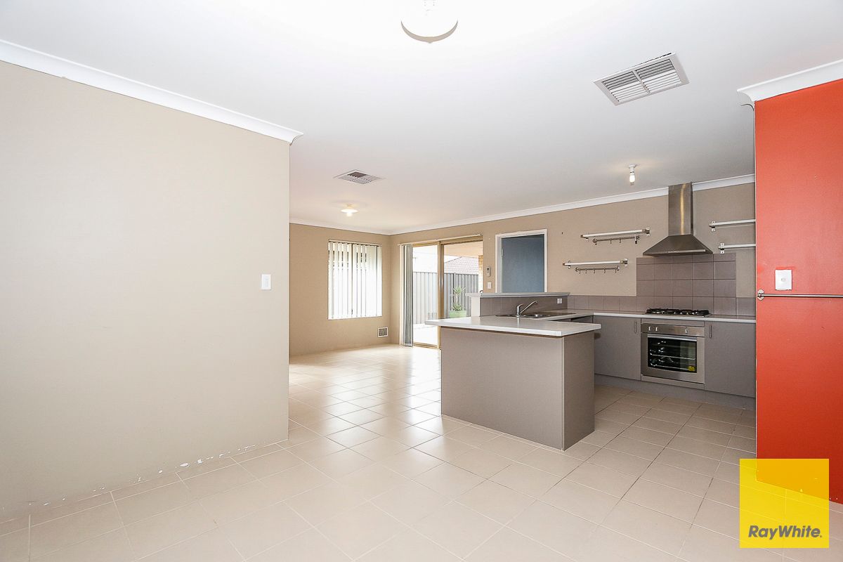 14 Oligantha Elbow, Banksia Grove, WA 6031