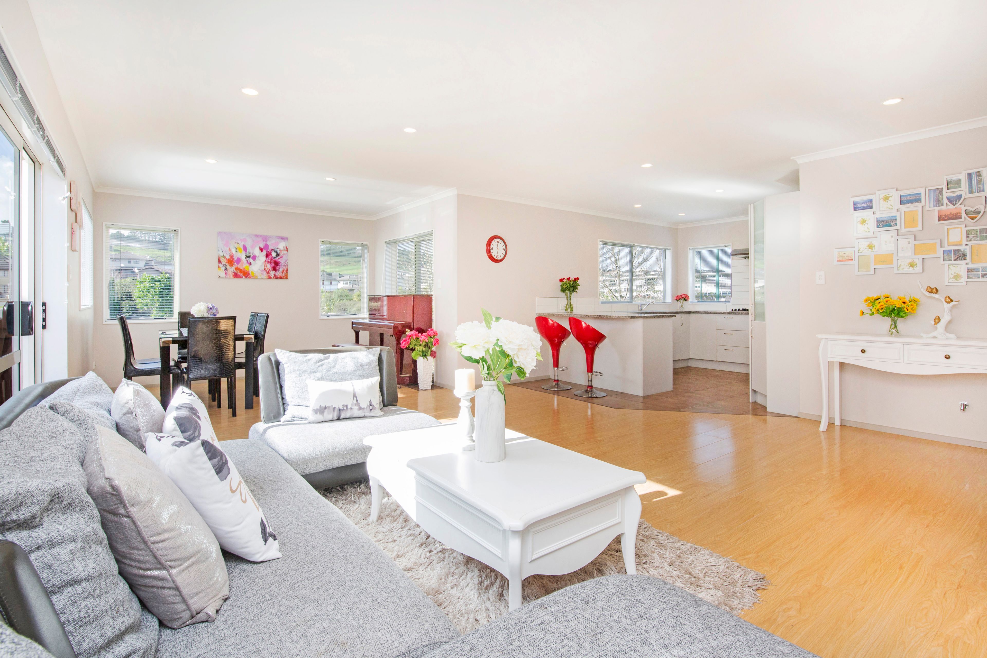 1 Gibbston Crescent, Flat Bush, Manukau City