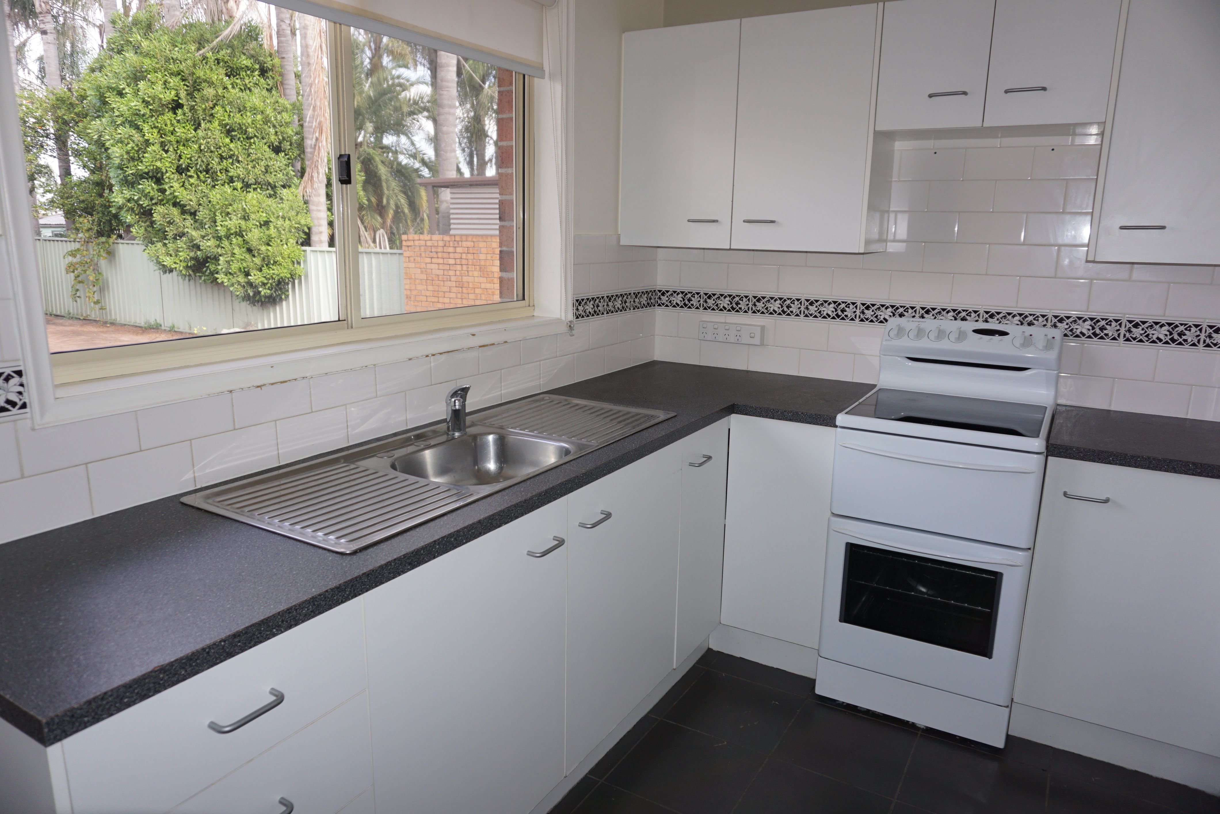 2/83 Kelso Street, Singleton, NSW 2330