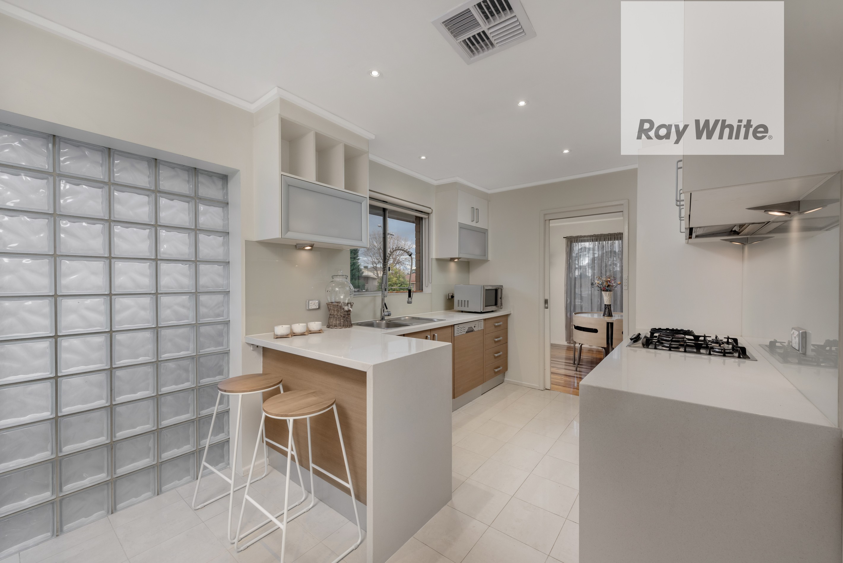 37 Greenwood Drive, Bundoora, VIC 3083