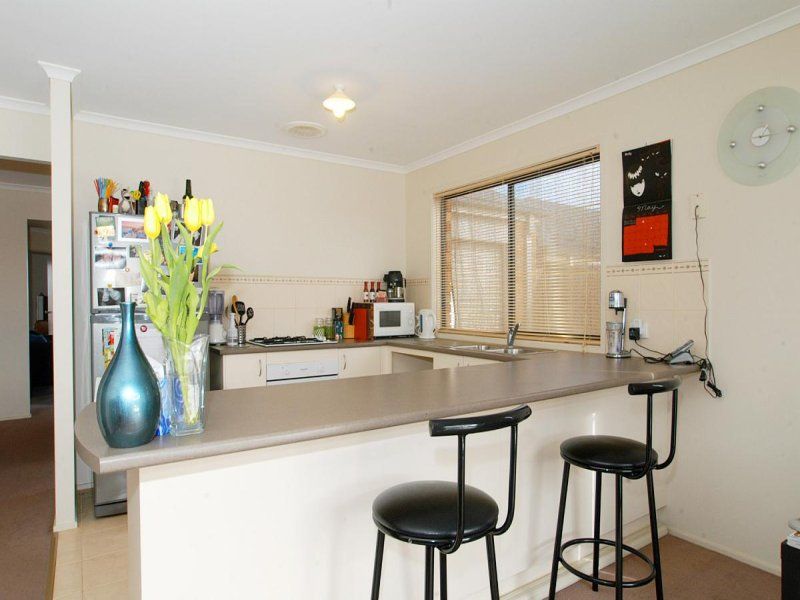 31 Taplan Crescent, Cranbourne West, VIC 3977