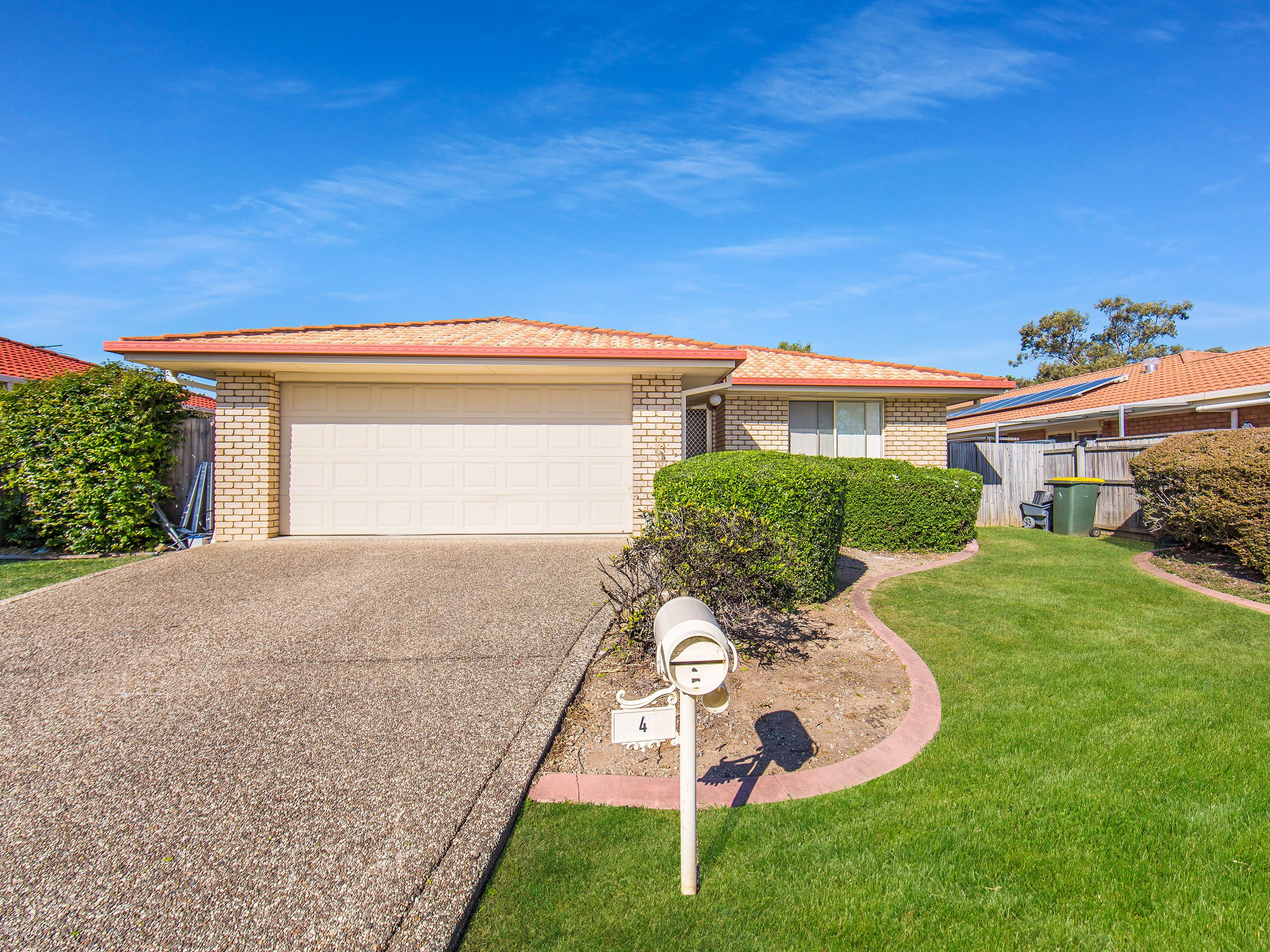 4 David Close, Redcliffe, QLD 4020