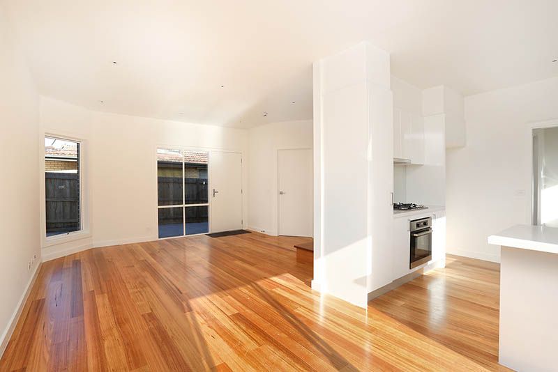 2/70 Augustine Terrace, Glenroy, VIC 3046