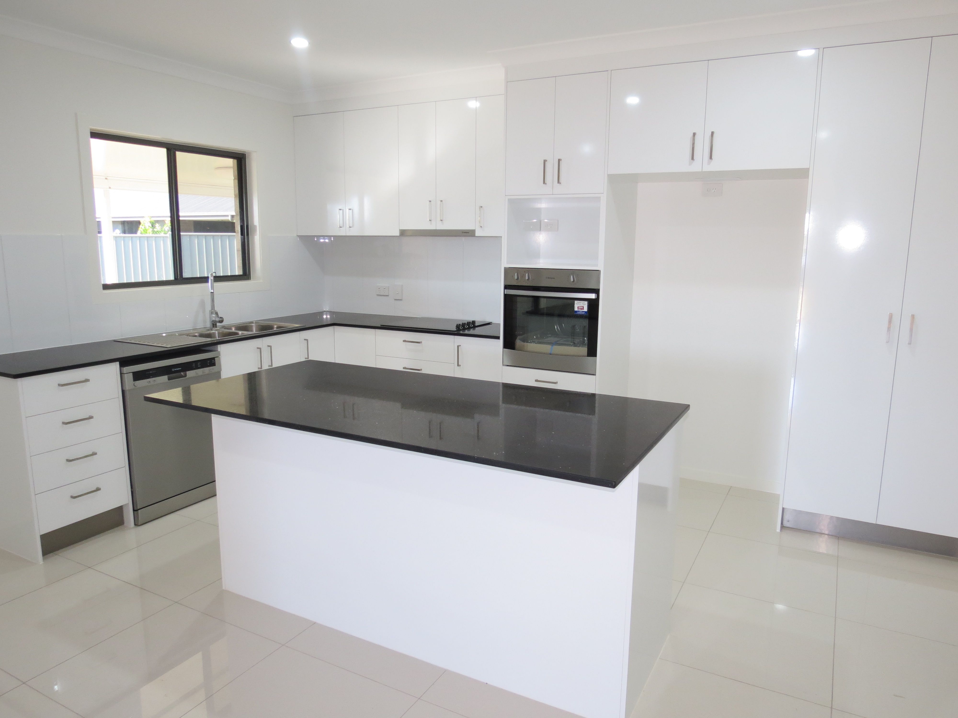 9 Epsom Place, Emerald, QLD 4720