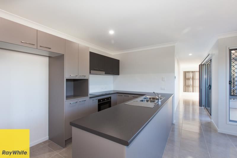 1/57 Jones Street, Rothwell, QLD 4022