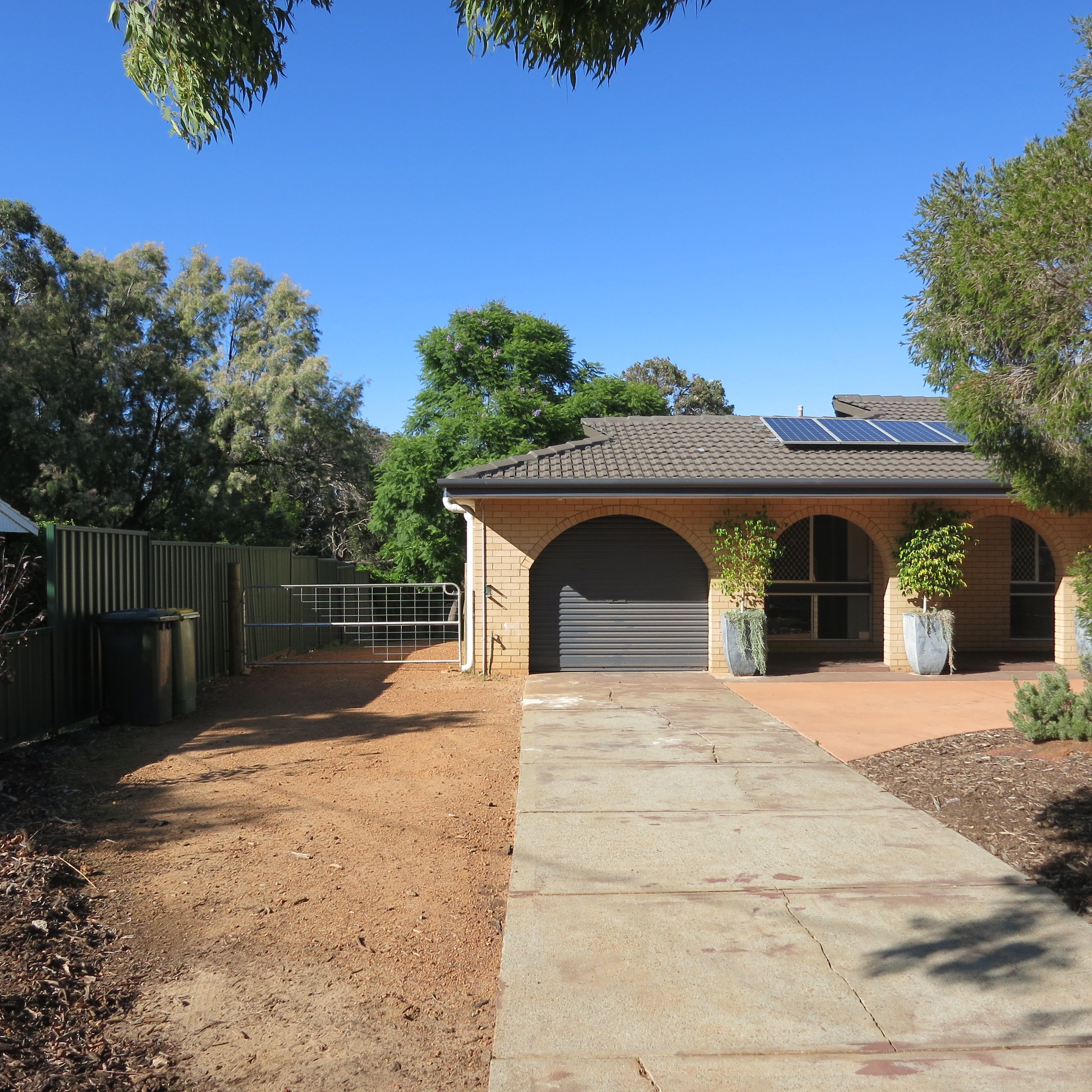 71 Temby Avenue, Kalamunda, WA 6076