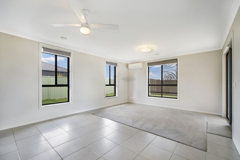2 Felix Court, Miners Rest, VIC 3352