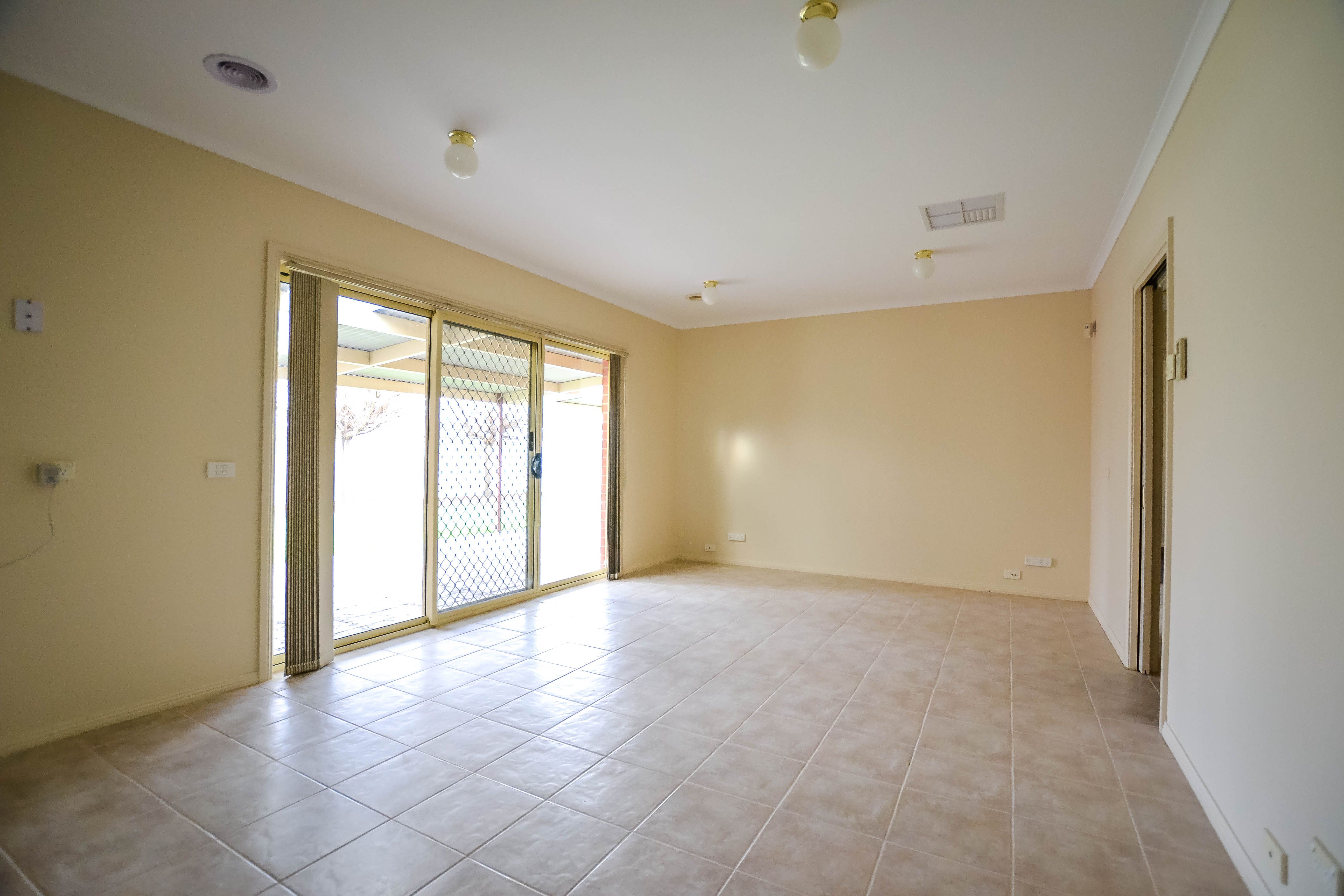 98 Myrtle Road, Ascot, VIC 3551