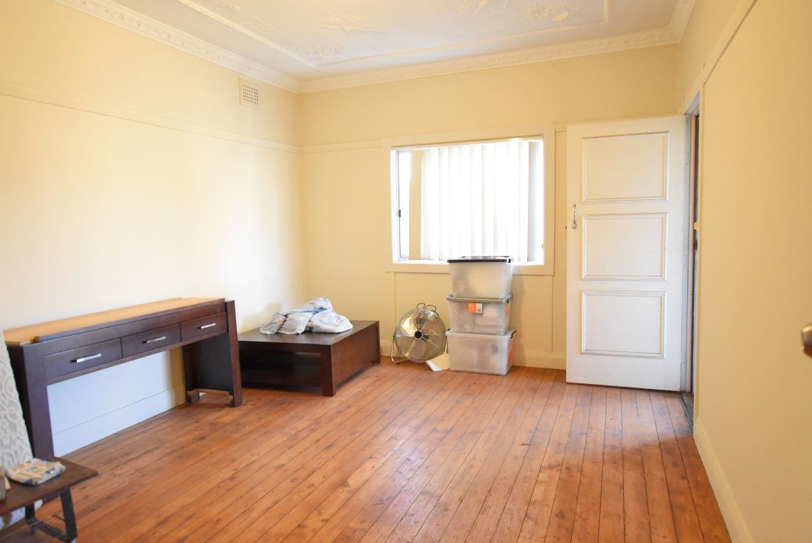 2 WARWICK Street, Punchbowl, NSW 2196