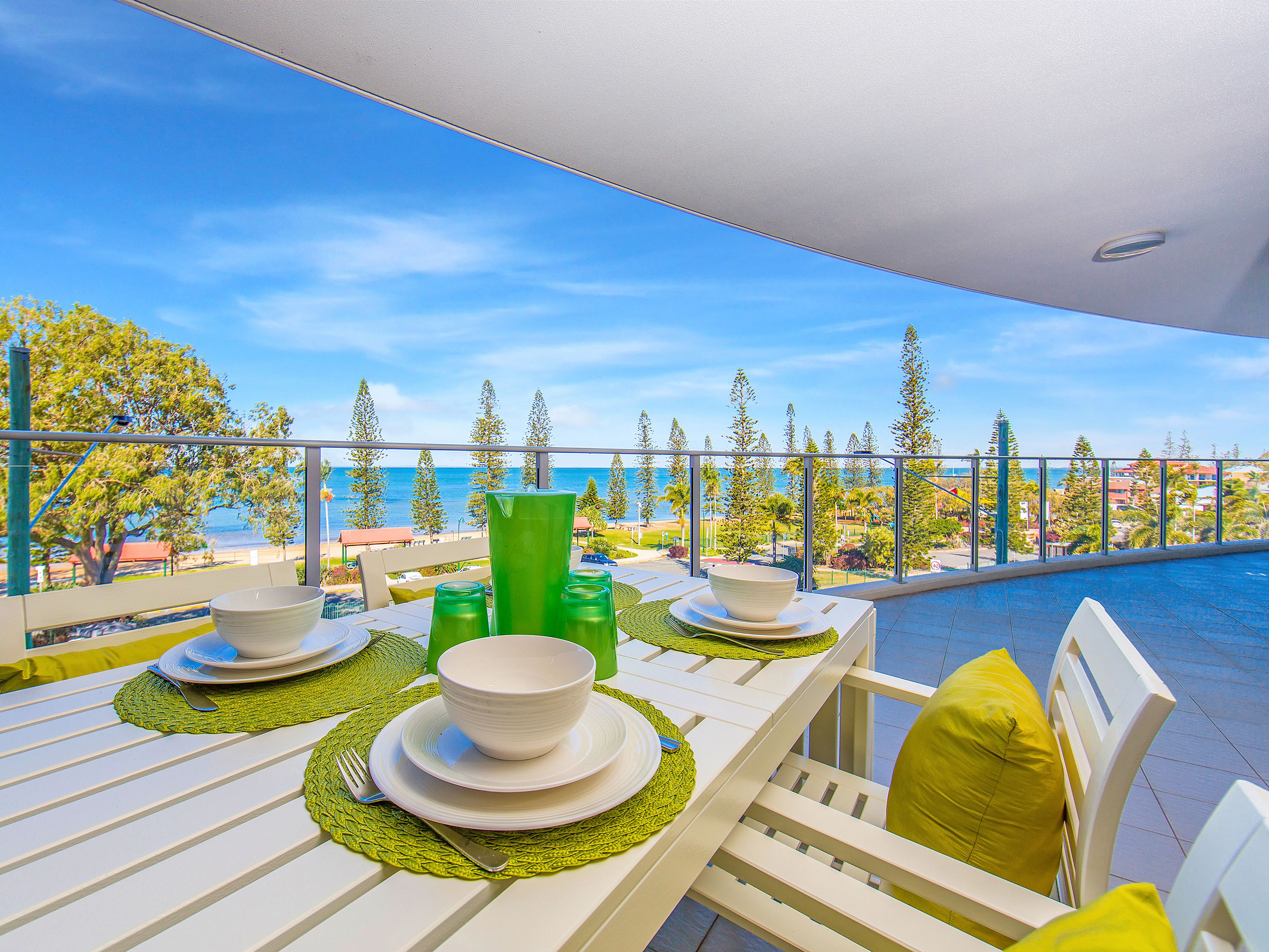 17 Marine Parade, REDCLIFFE QLD 4020
