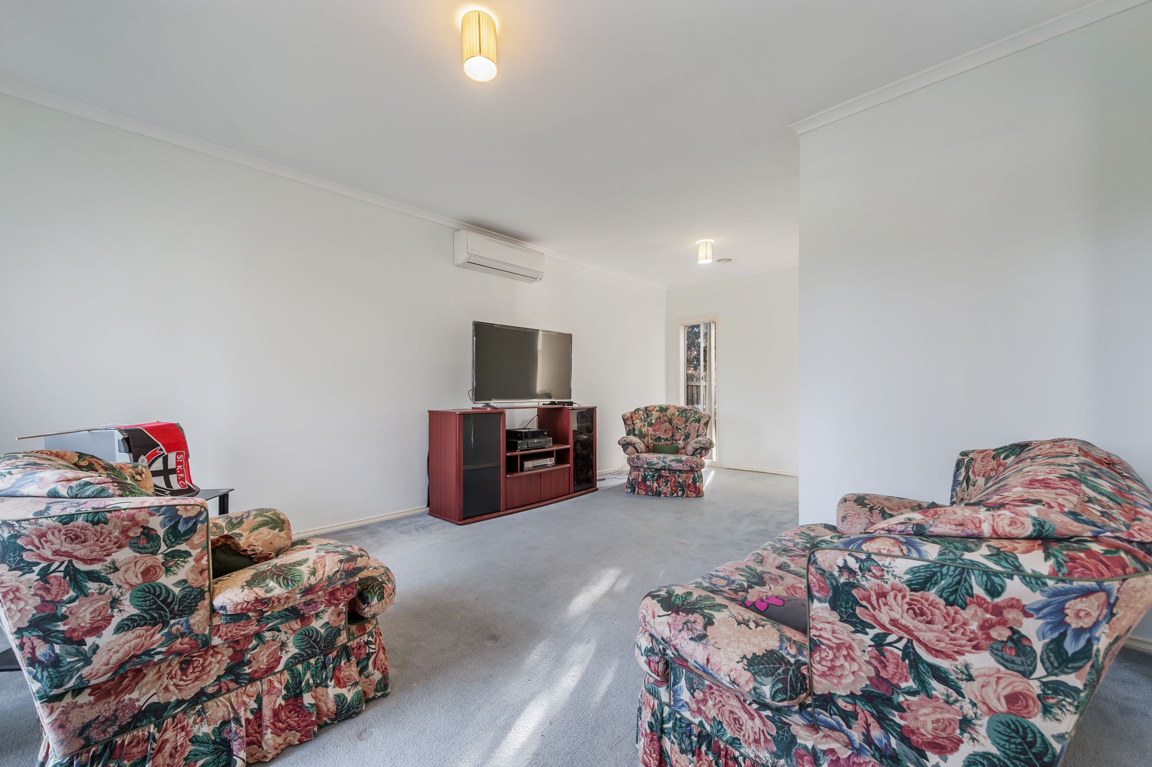 21 Cuckoo Street, South Morang, VIC 3752