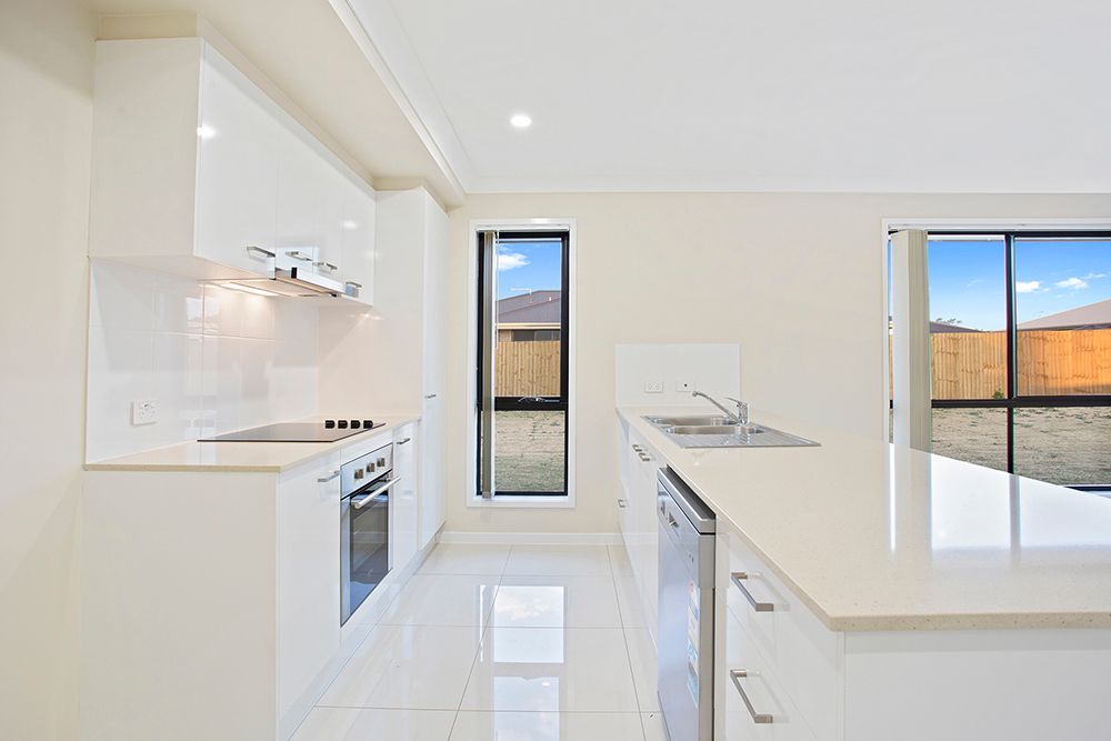 1/5 Magpie Drive, CAMBOOYA, QLD 4358