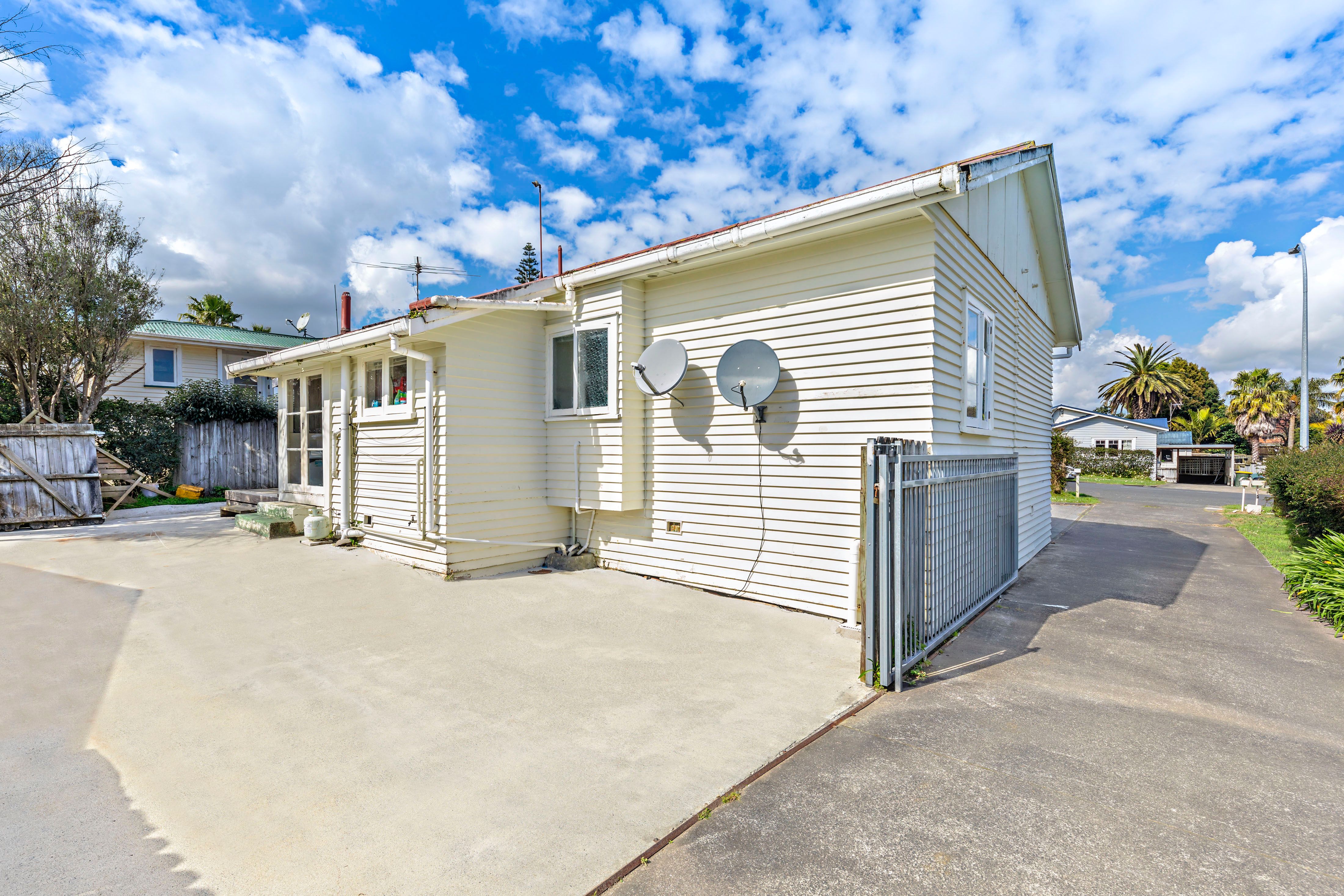 1/5 Halsey Road, Manurewa, Manukau City