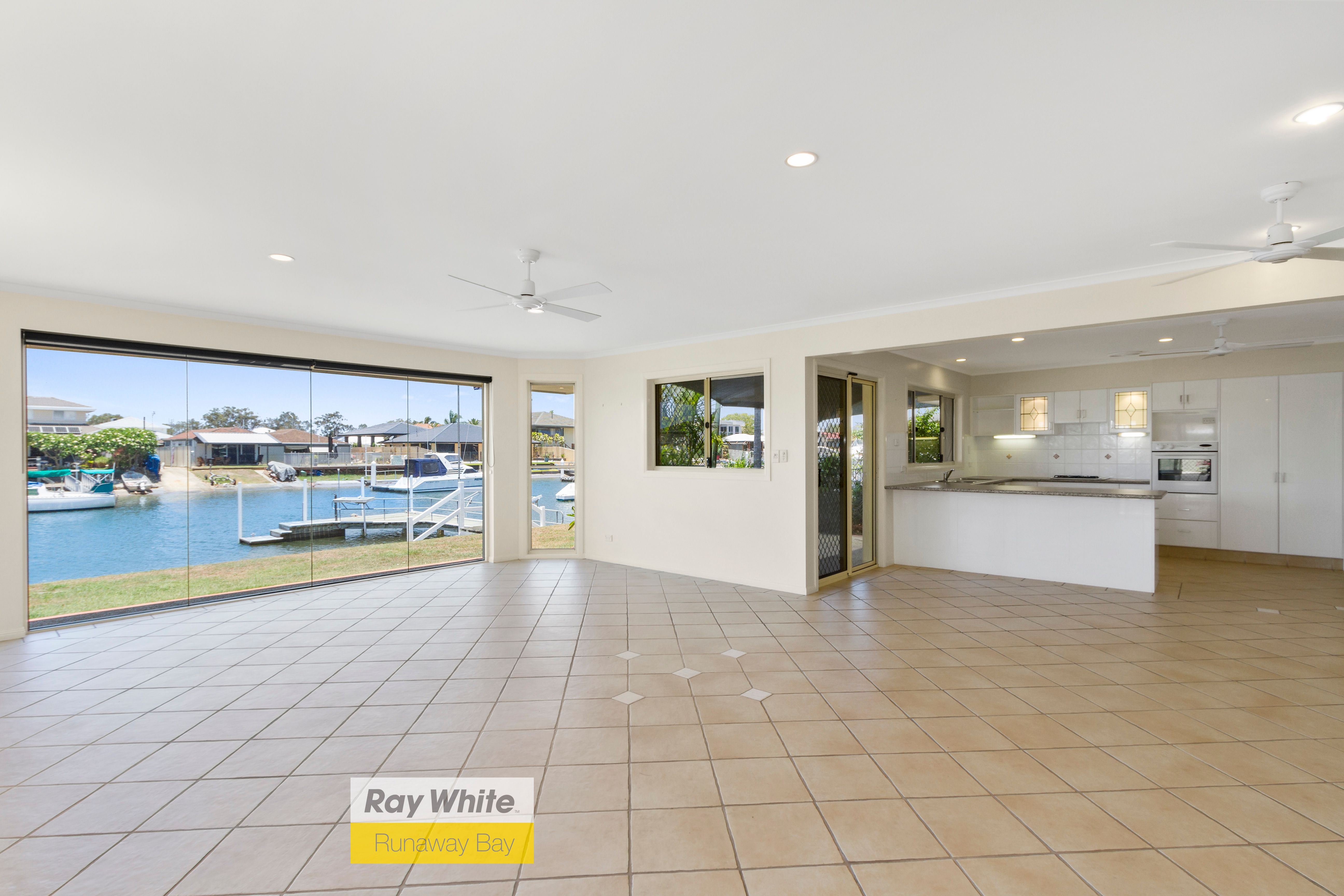 19 Drysdale Place, Paradise Point, QLD 4216