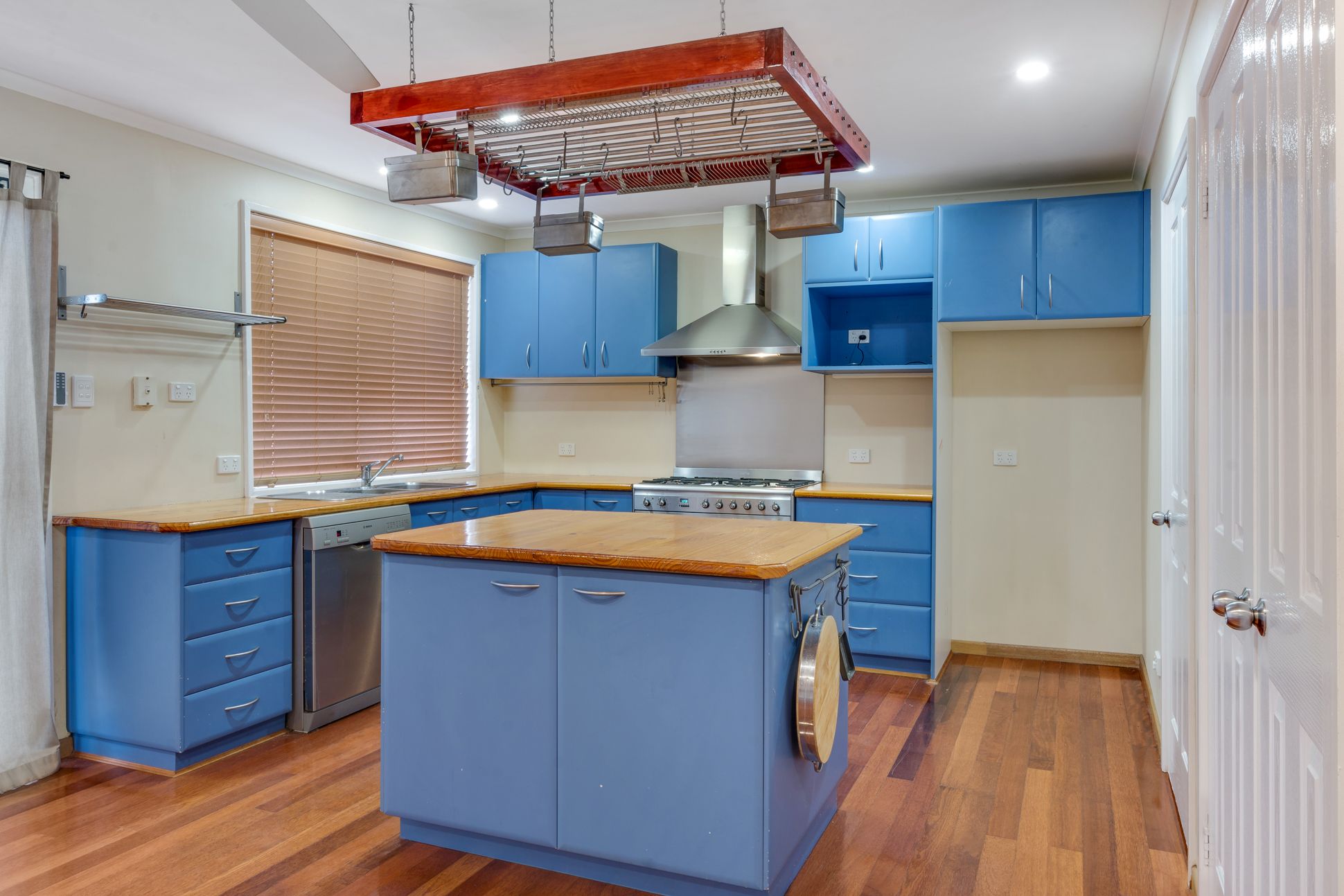 Camden, NSW 2570