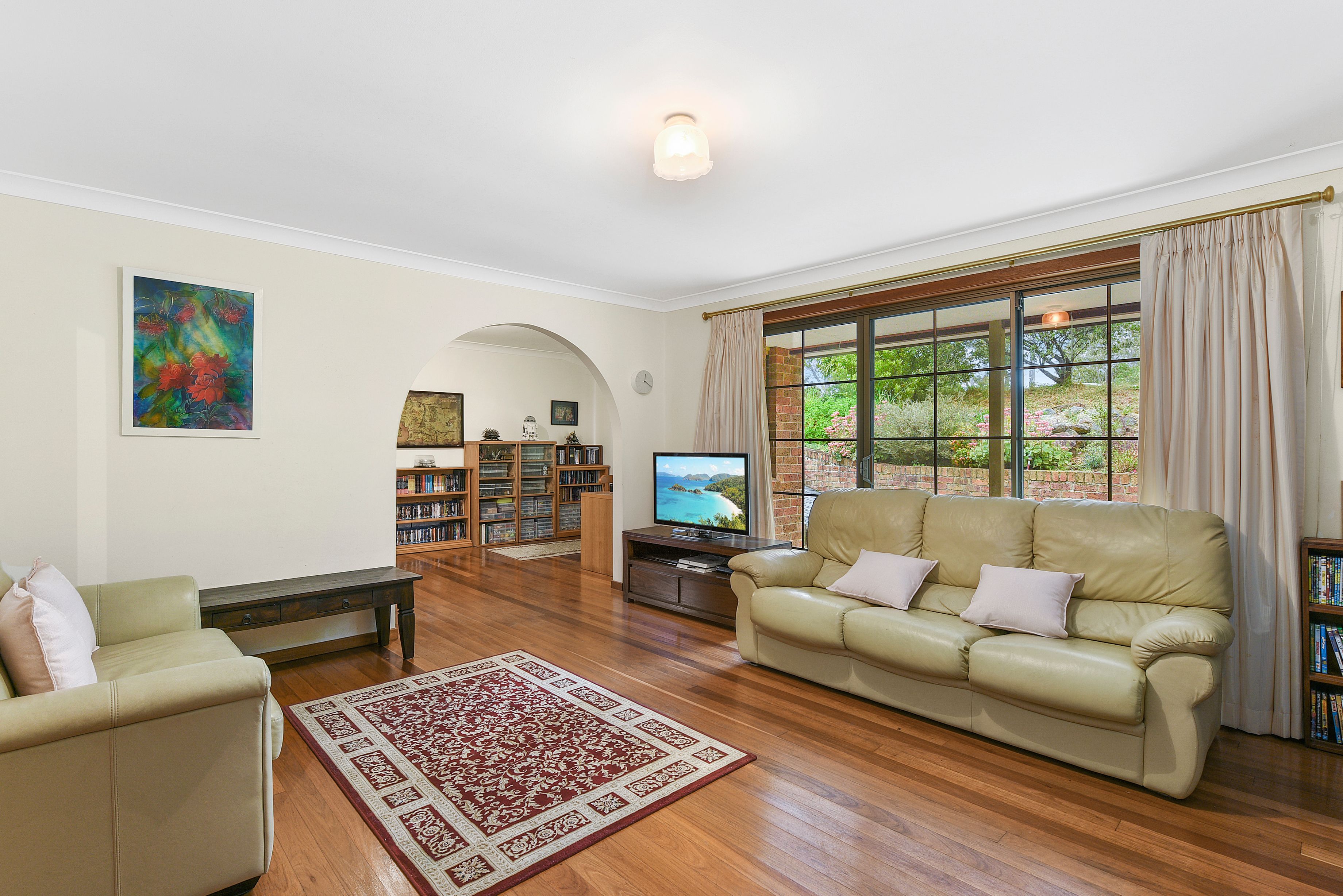 18 McKay Road, Hornsby Heights, NSW 2077
