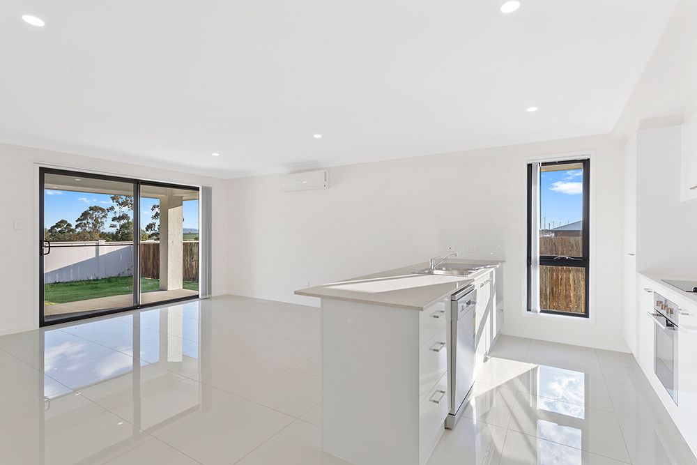1/14 Hannaford Crescent (Karara Road), WYREEMA, QLD 4352