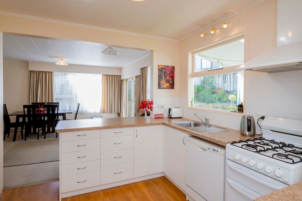 18 Percival Road, Paraparaumu Beach, Kapiti Coast District