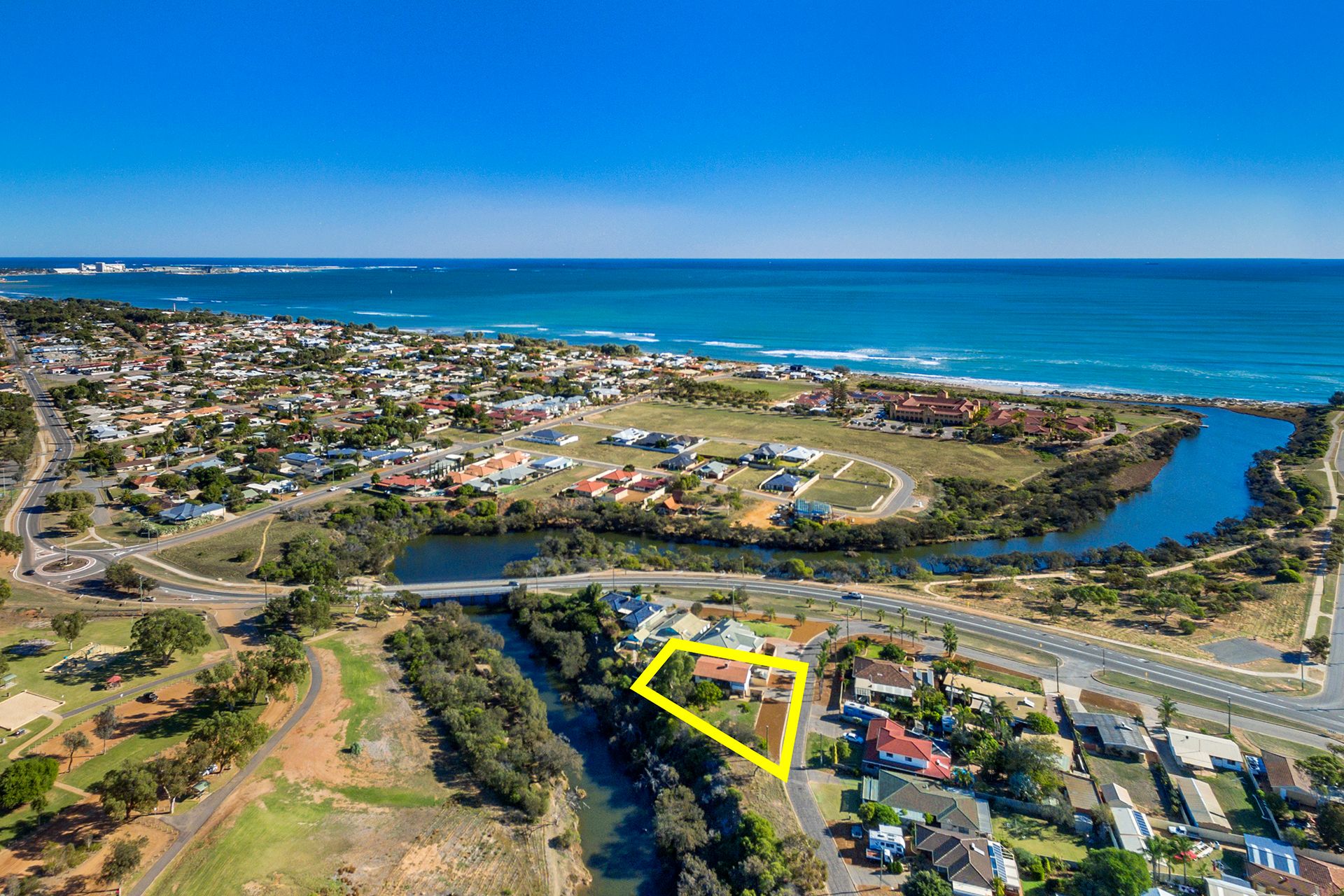 4 Park Avenue, Sunset Beach, WA 6530