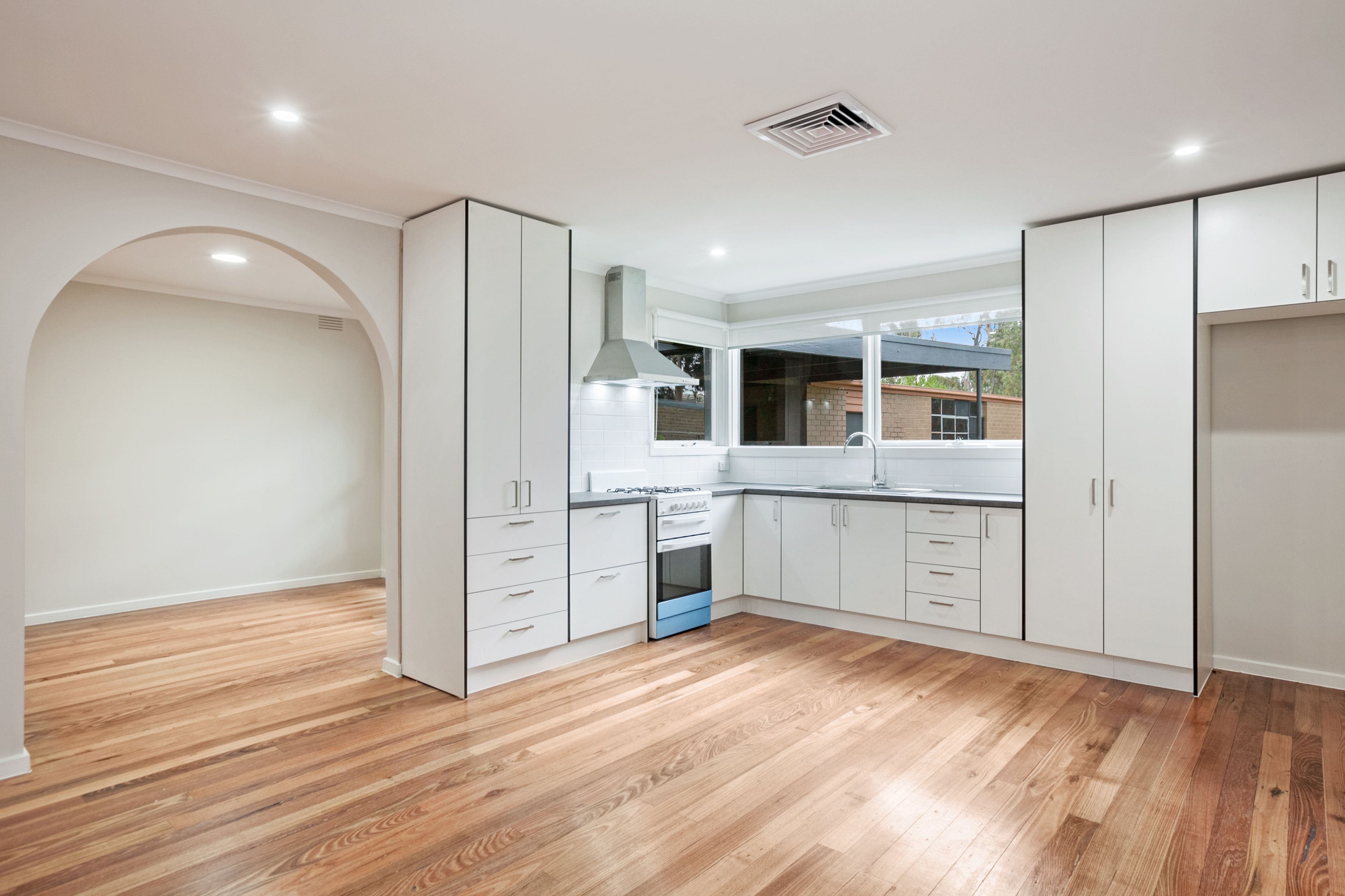 11 Oxley Avenue, Bundoora, VIC 3083