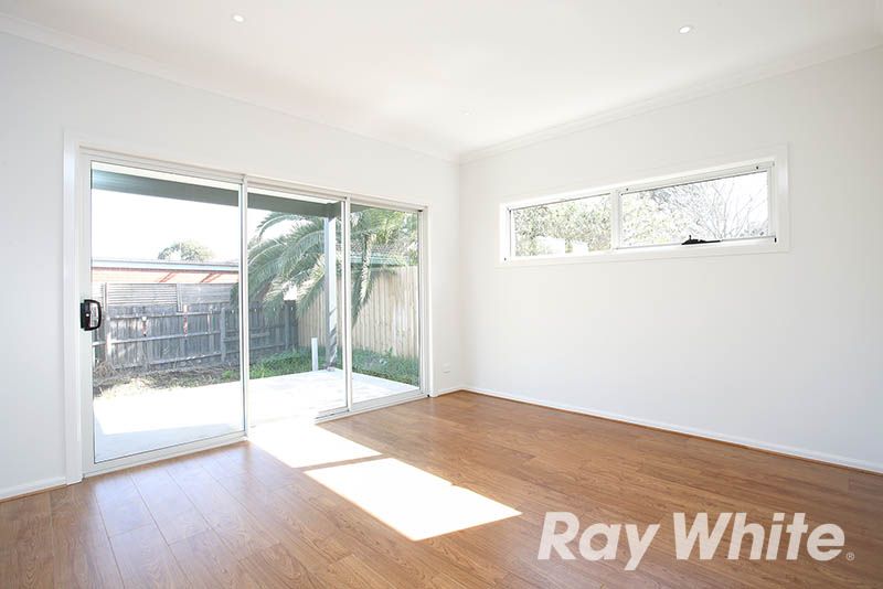 2/1 Fairview Avenue, Cheltenham, VIC 3192