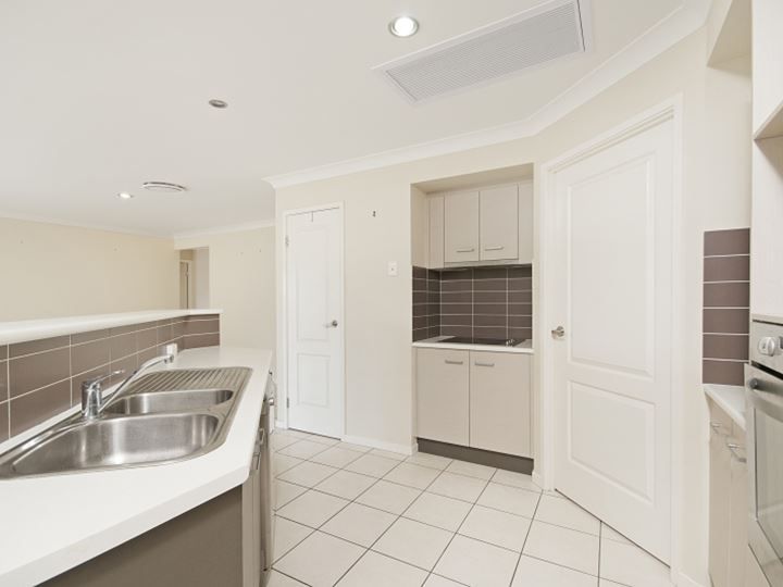 2 Investigators Place, Yamba, NSW 2464