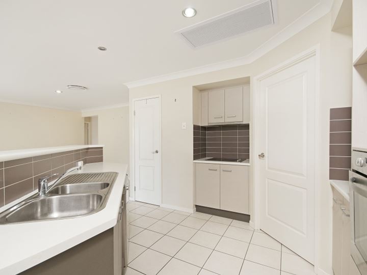 2 Investigators Place, Yamba, NSW 2464