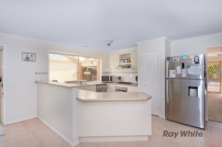 29 Hillsmeade Drive, Melton West, VIC 3337