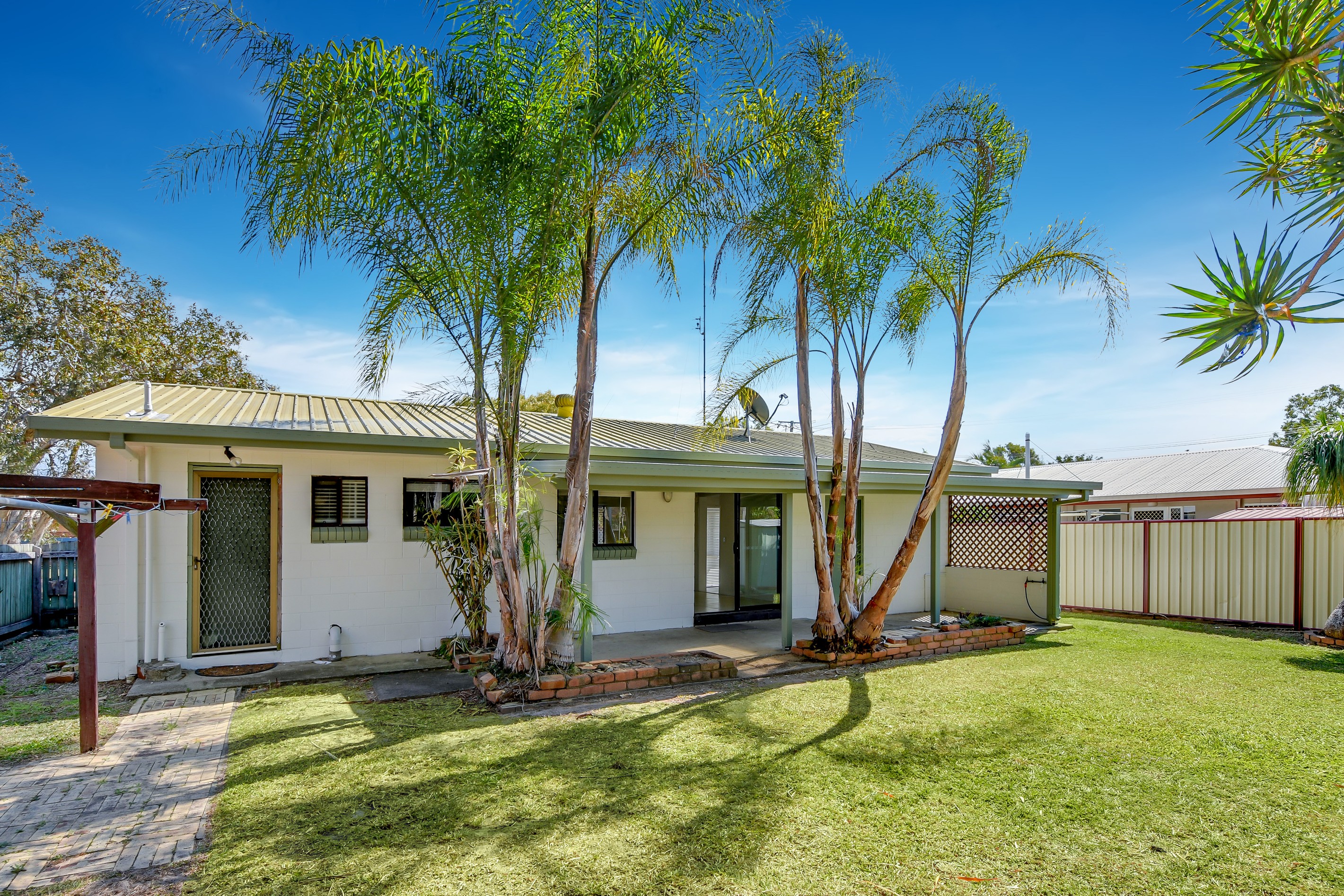 1 Doondoon Street, Currimundi, QLD 4551